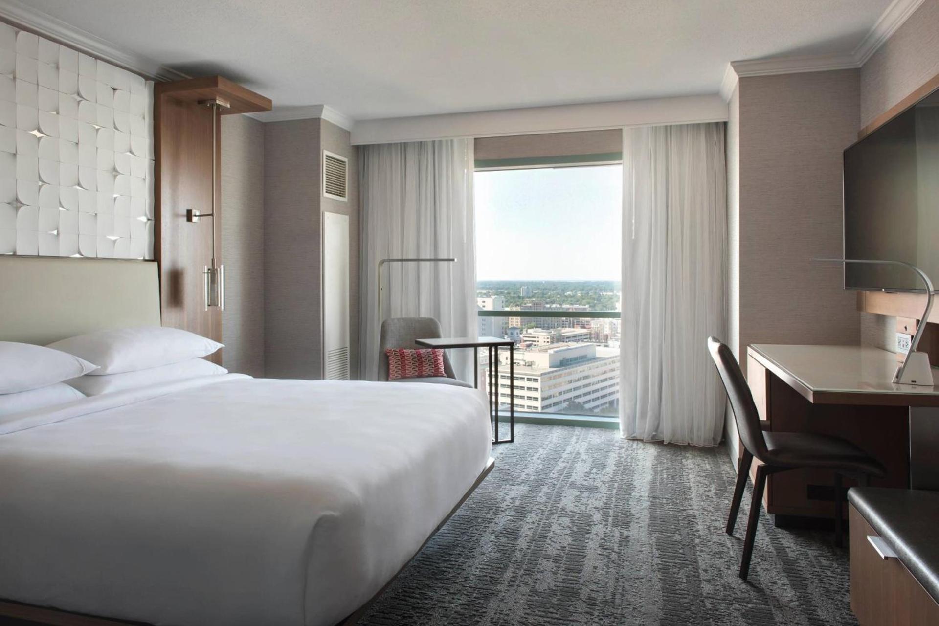 Norfolk Waterside Marriott photo 16