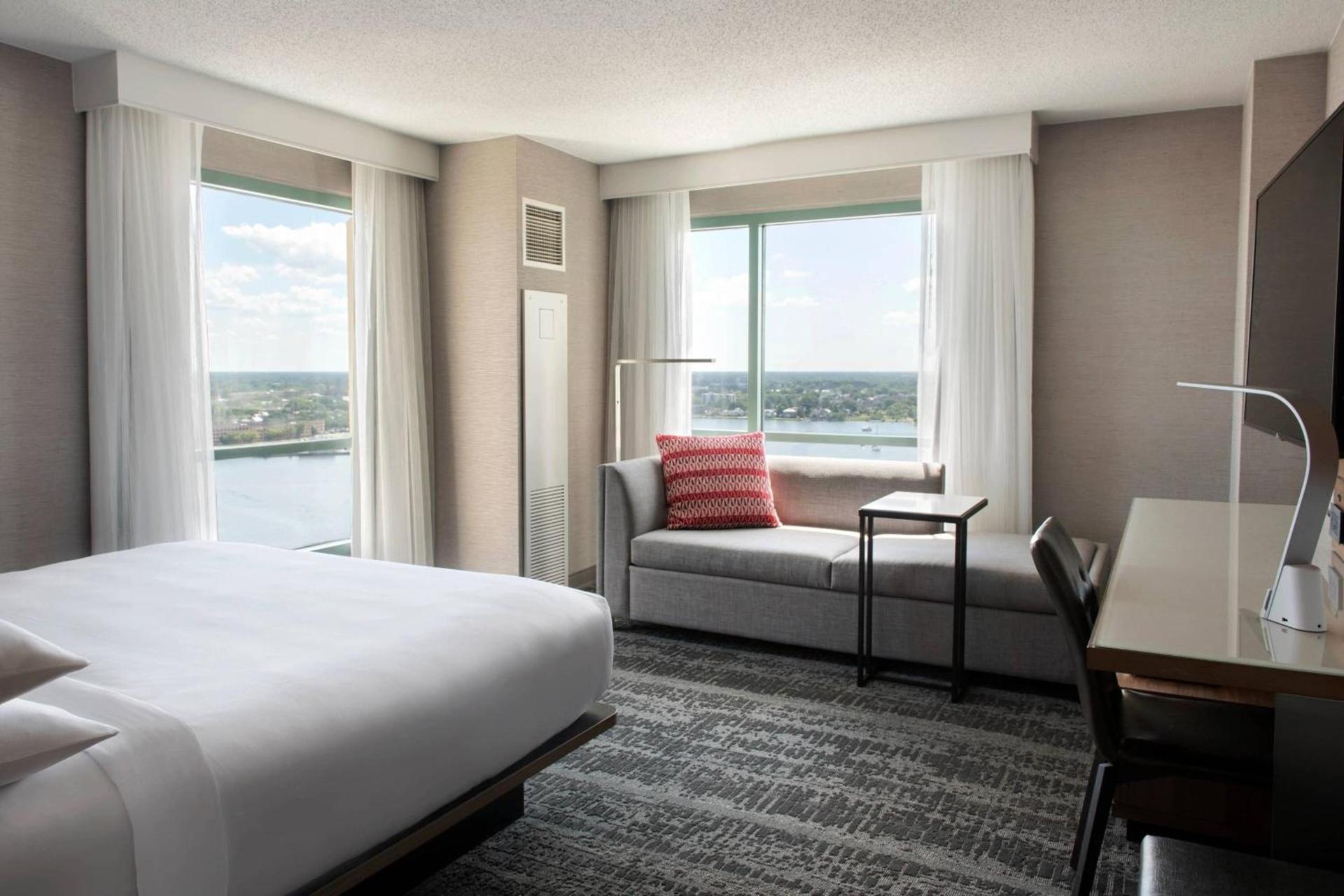 Norfolk Waterside Marriott photo 11