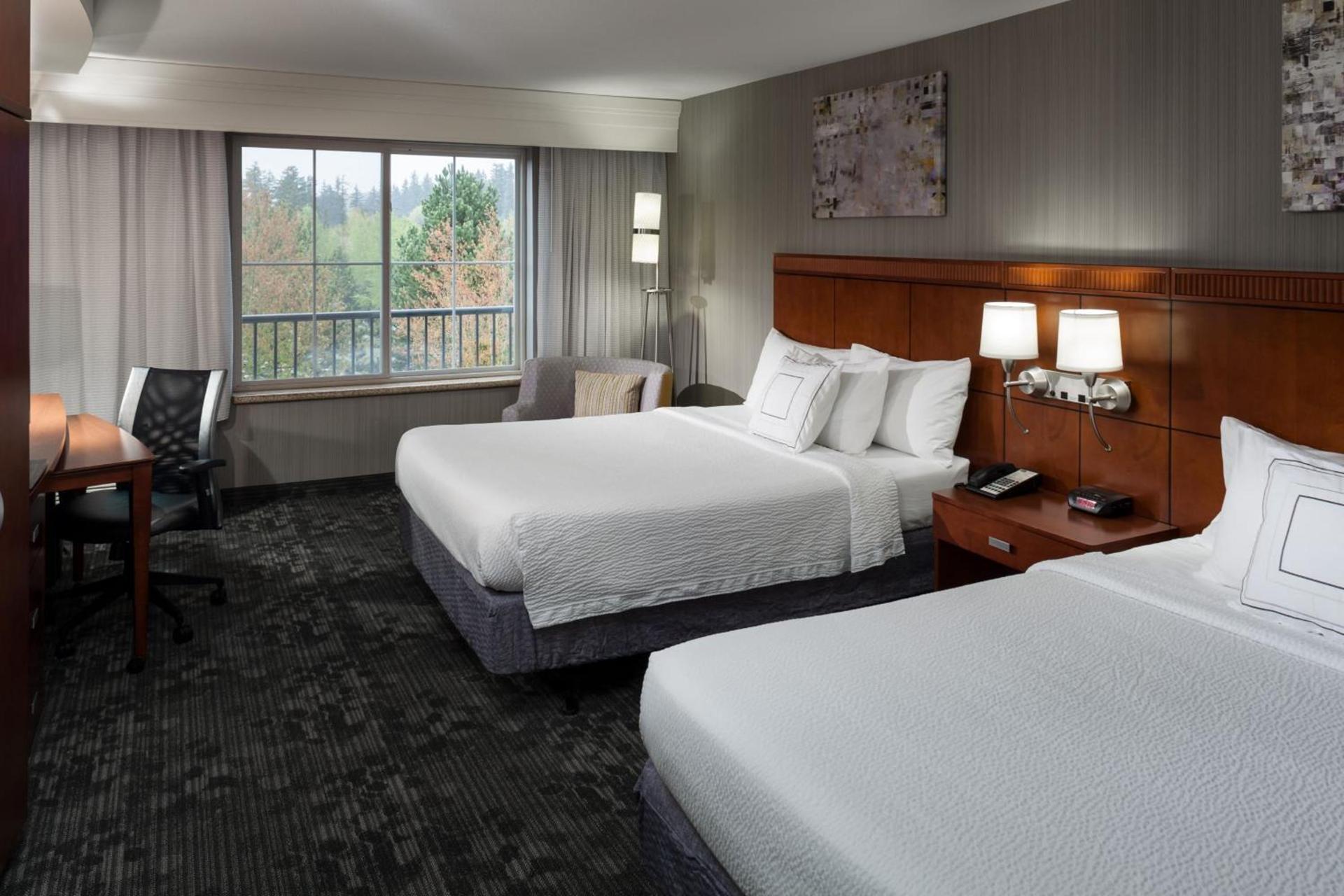 Courtyard by Marriott Santa Clarita Valencia photo 8