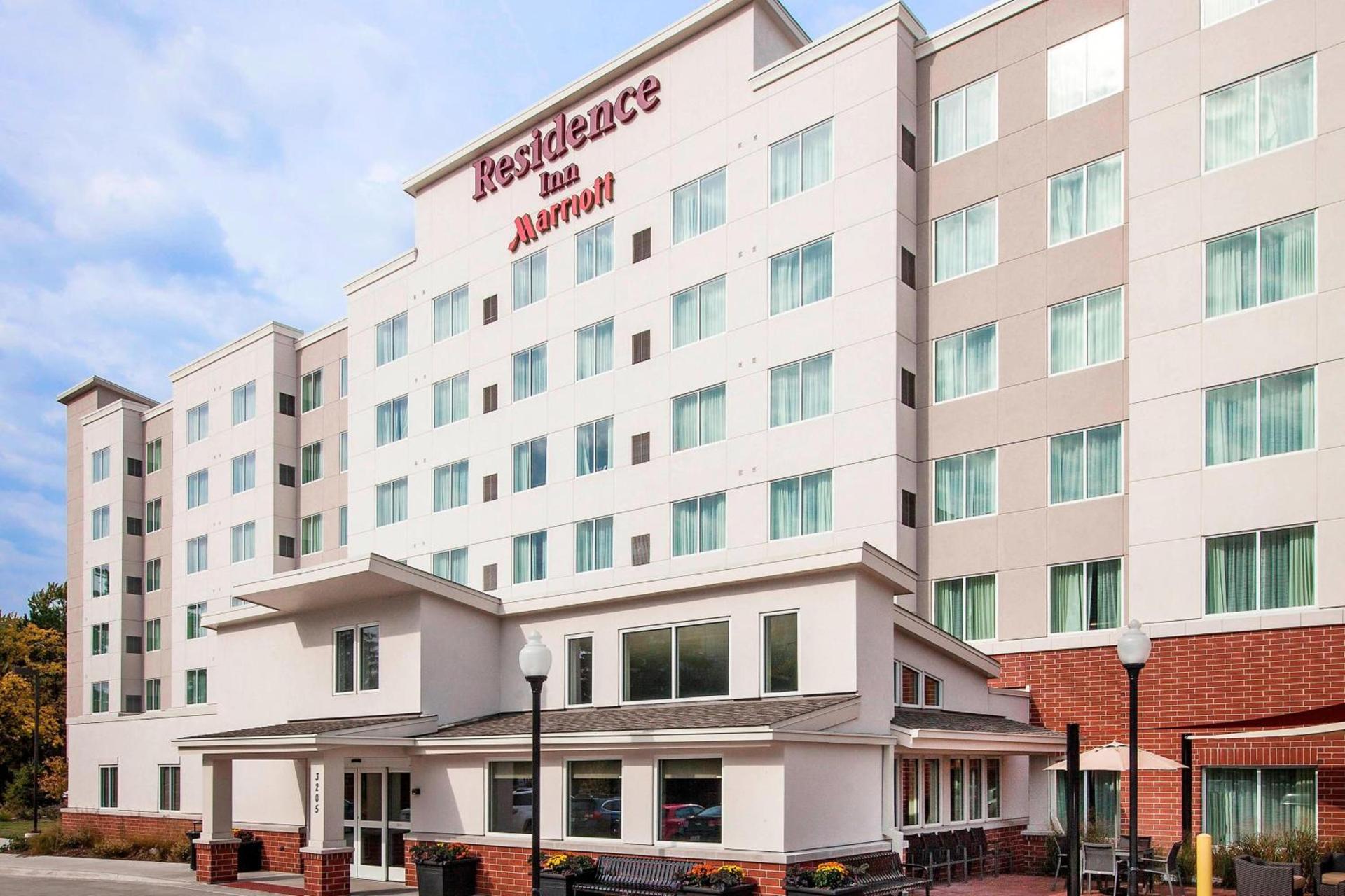Residence Inn by Marriott Chicago Wilmette/Skokie photo 2