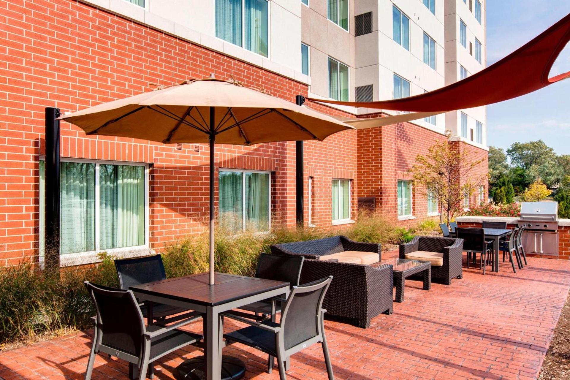 Residence Inn by Marriott Chicago Wilmette/Skokie photo 5