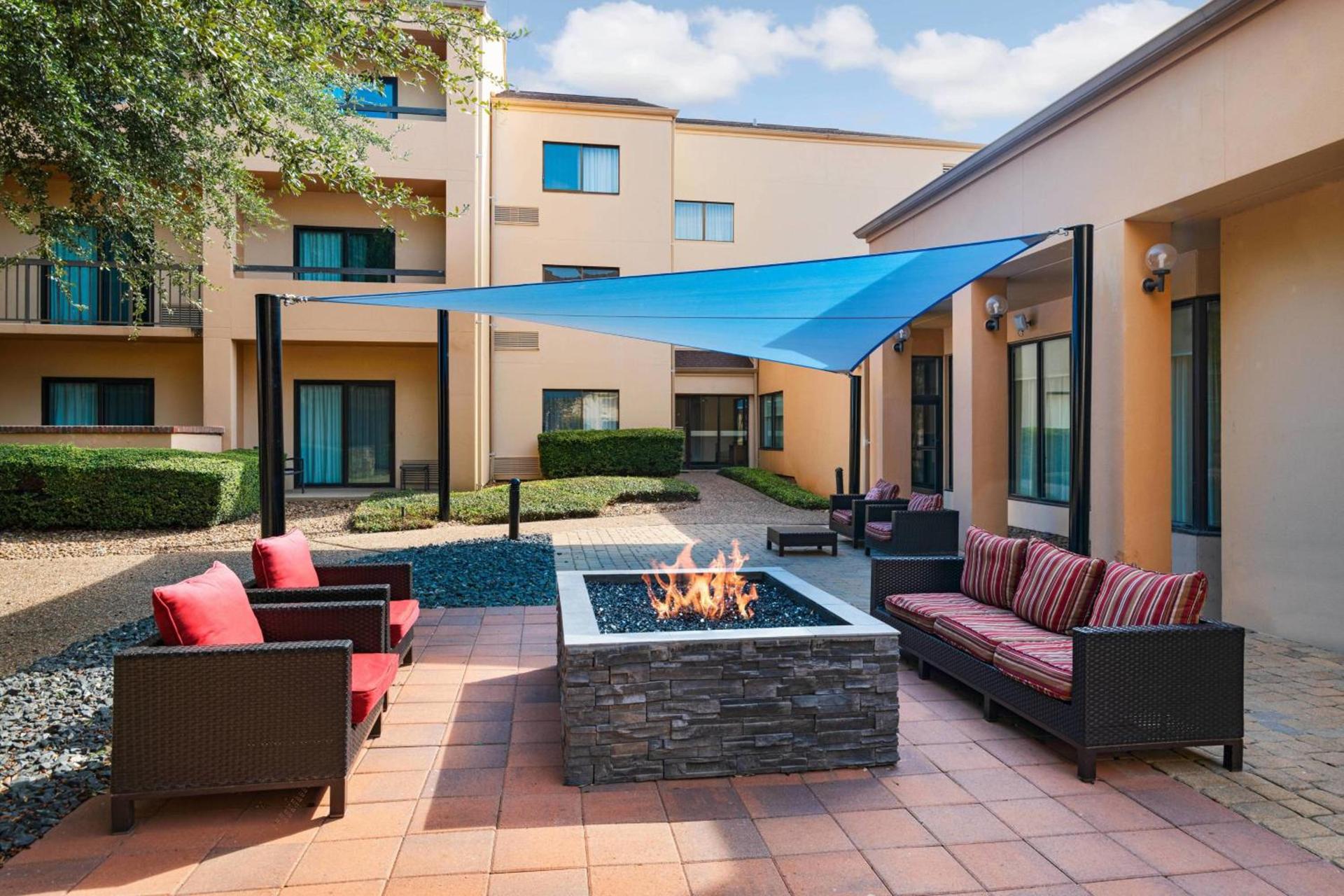Courtyard by Marriott San Antonio Medical Center photo 13