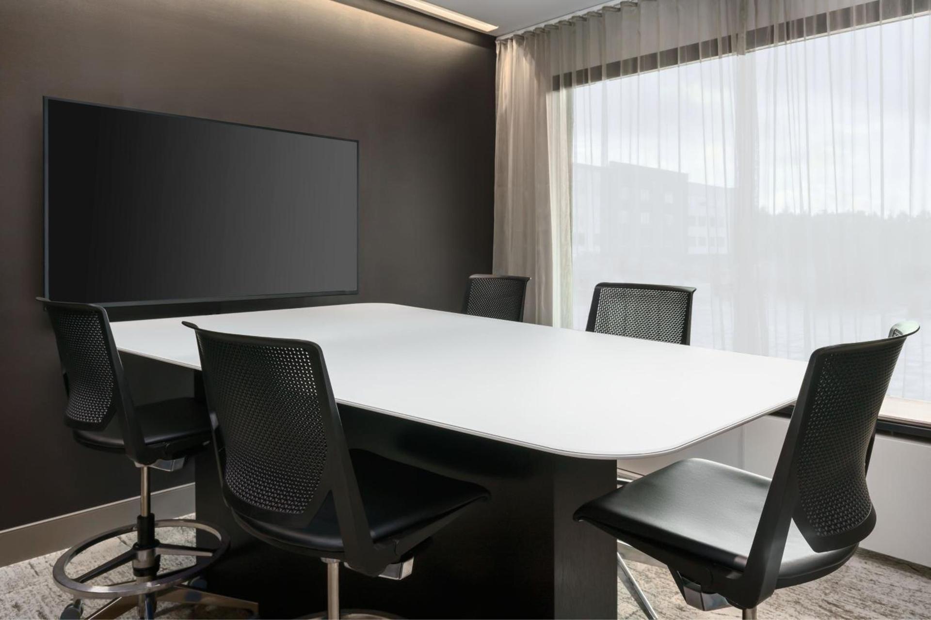AC Hotel By Marriott Portland Beaverton photo 31