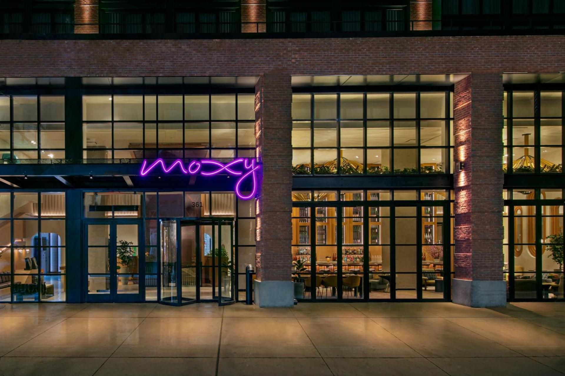 Moxy Brooklyn Williamsburg photo 4