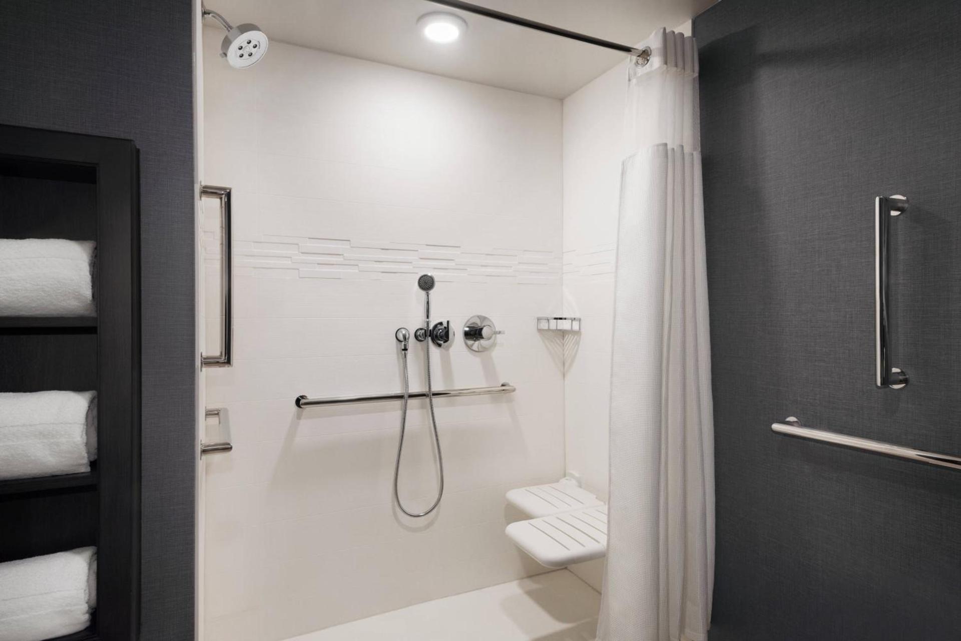 Residence Inn by Marriott Minneapolis St. Paul/Eagan photo 14