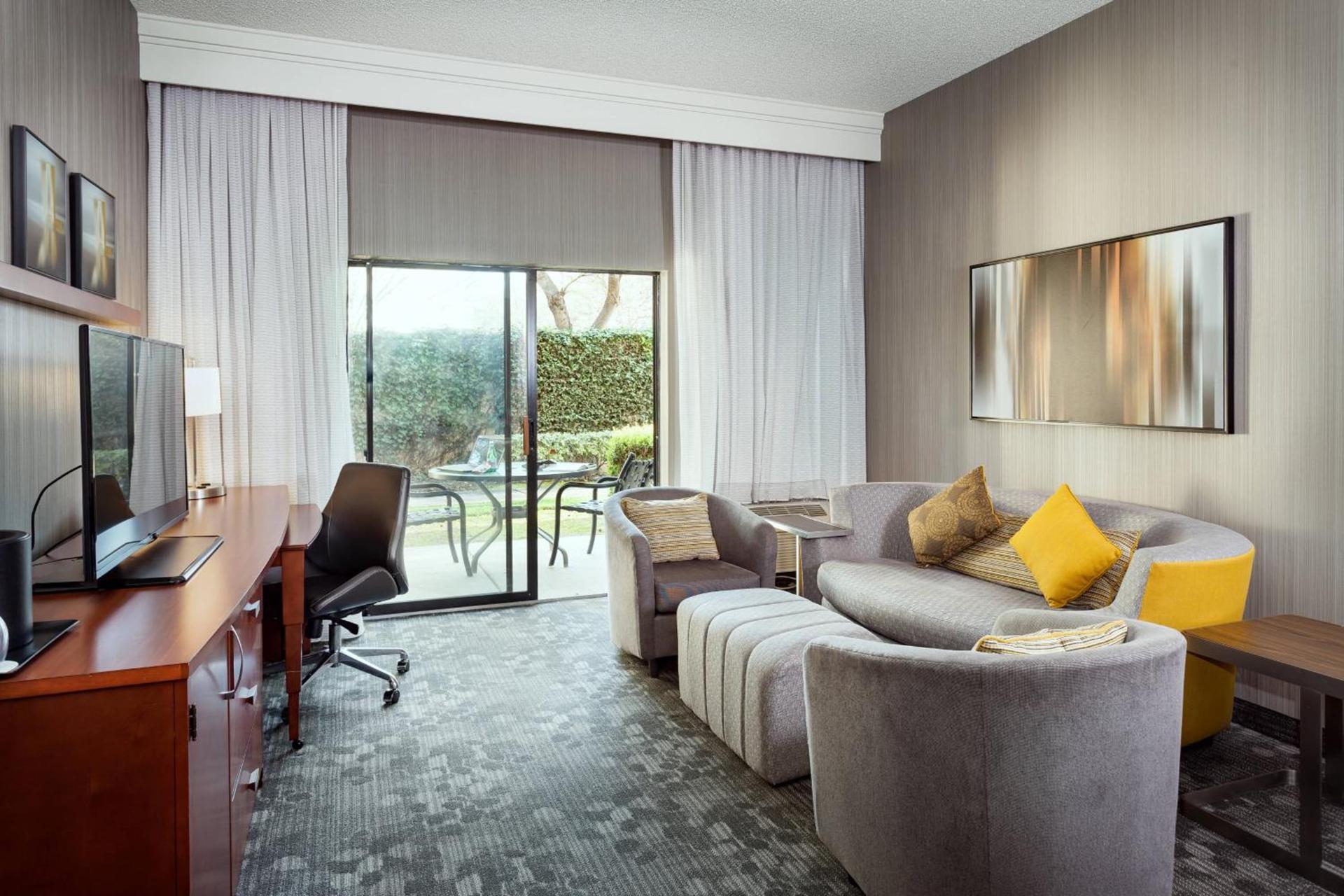 Courtyard by Marriott Stockton photo 12