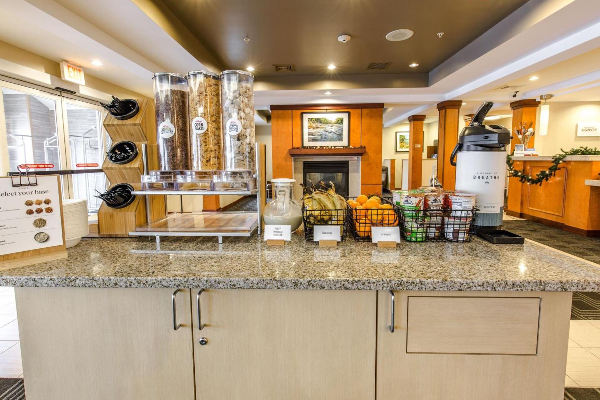 TownePlace Suites by Marriott Gilford photo 27