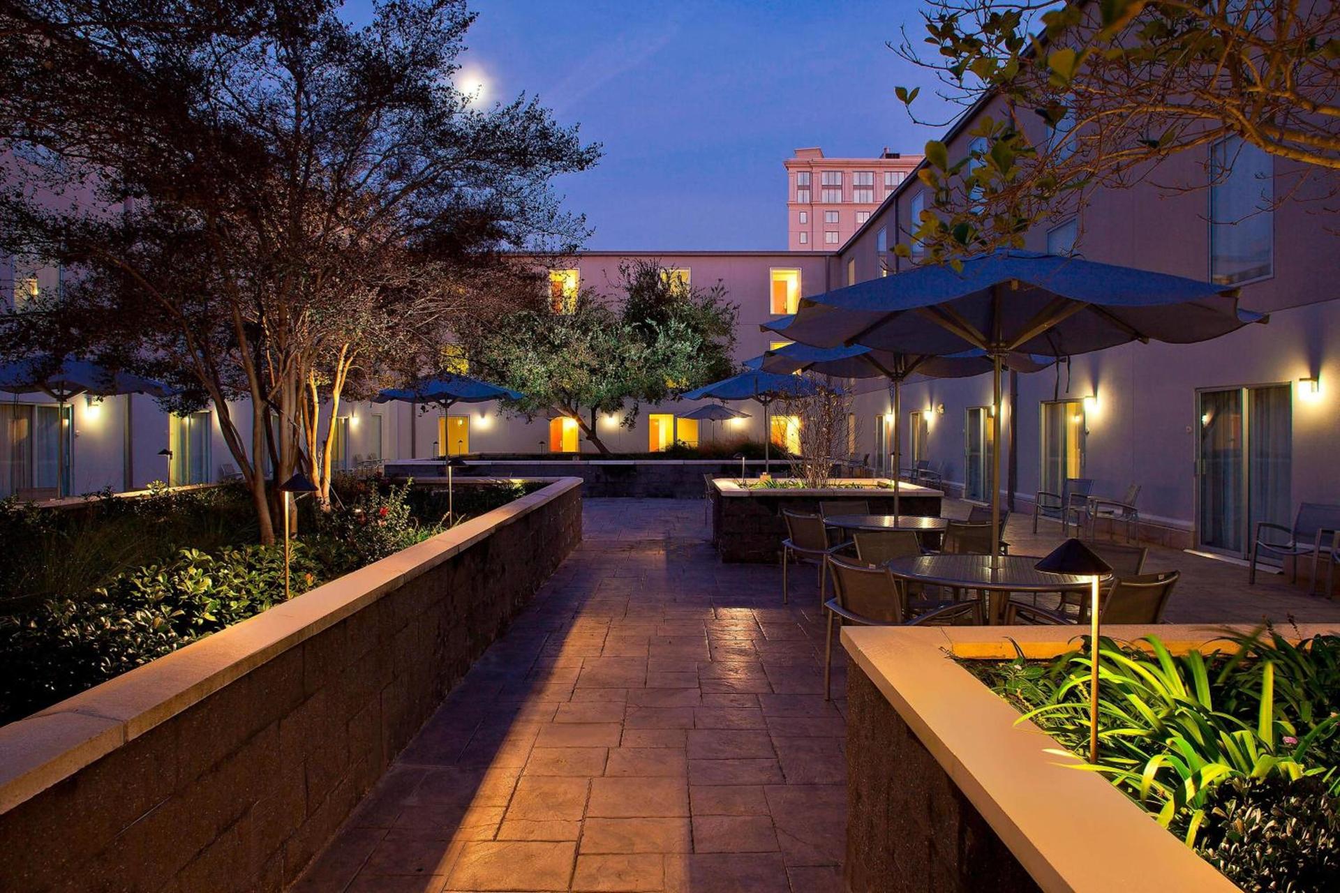 SpringHill Suites by Marriott New Orleans Warehouse Arts District photo 6