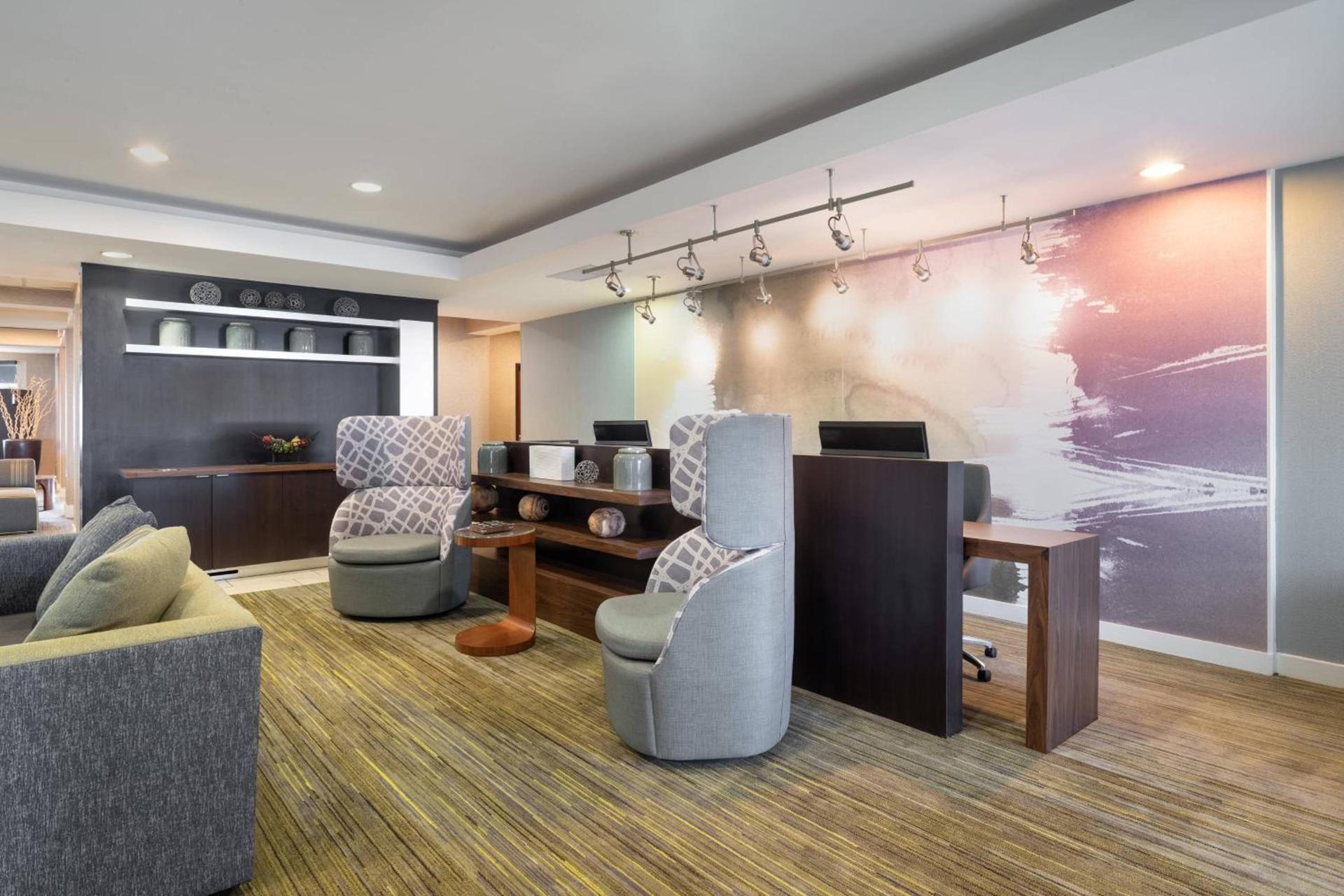 Courtyard by Marriott Princeton photo 2