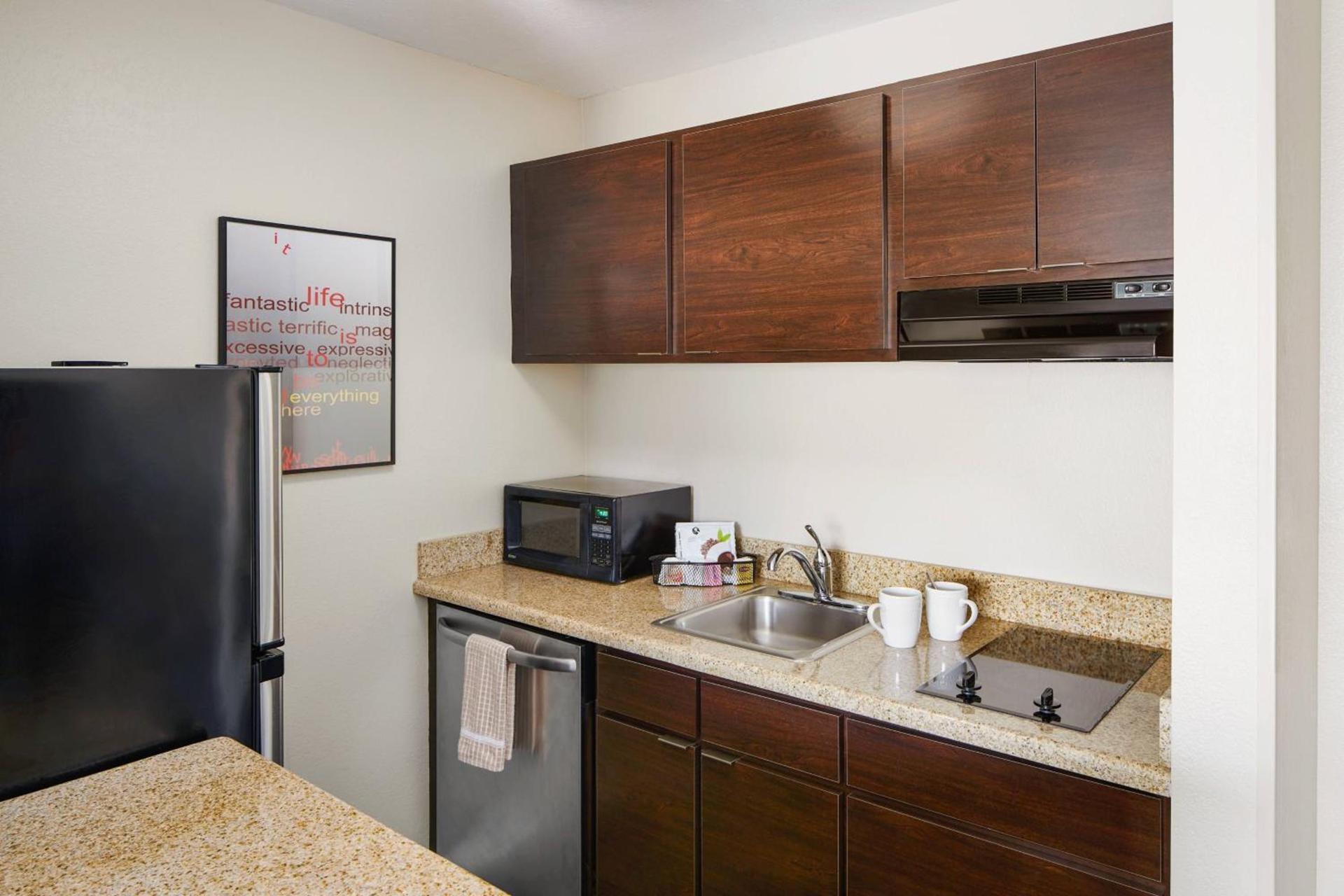 TownePlace Suites Tempe at Arizona Mills Mall photo 13