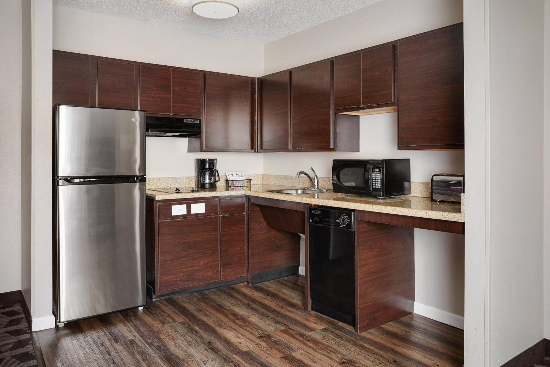 TownePlace Suites Tempe at Arizona Mills Mall photo 16