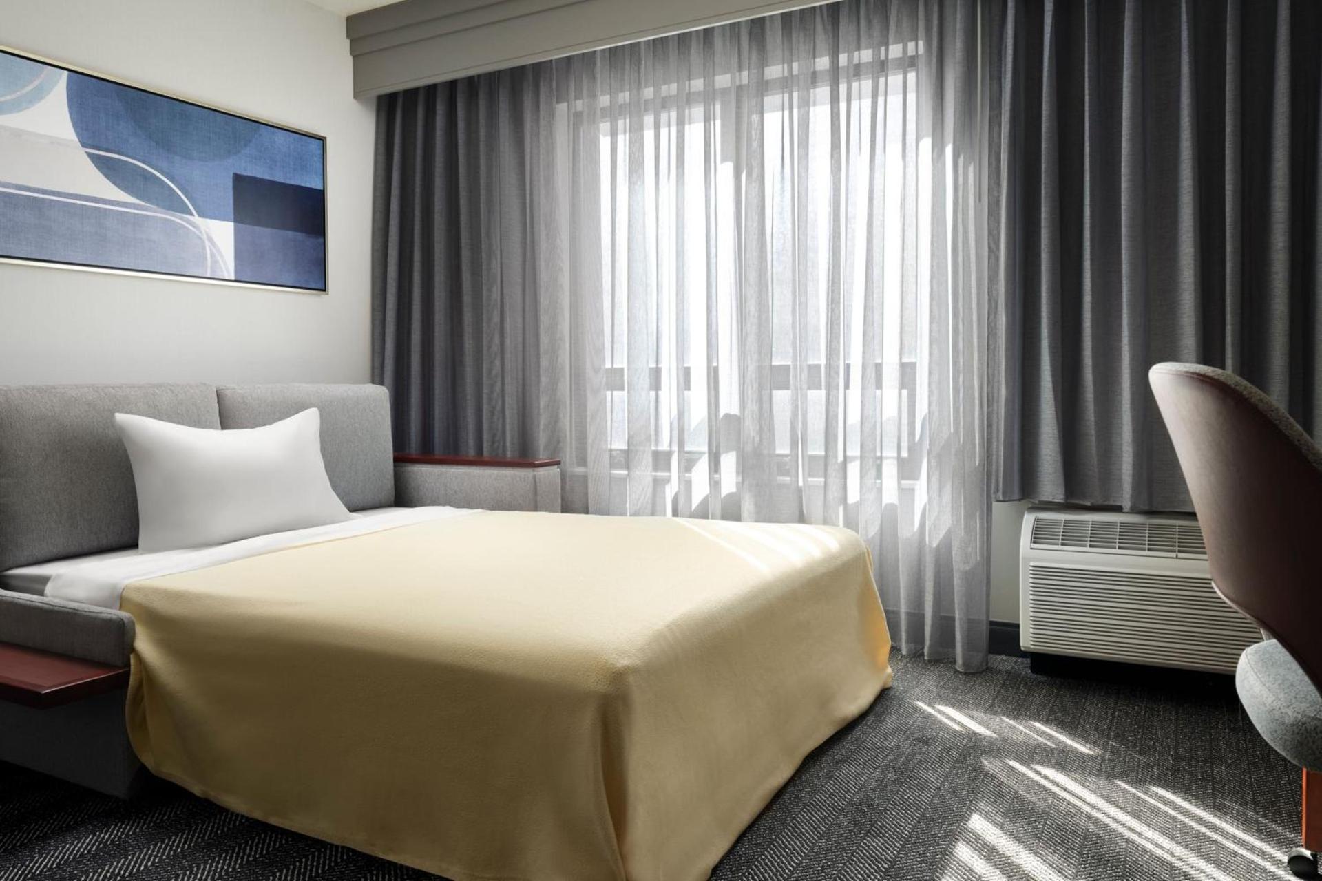 Courtyard by Marriott Washington Capitol Hill/Navy Yard photo 19