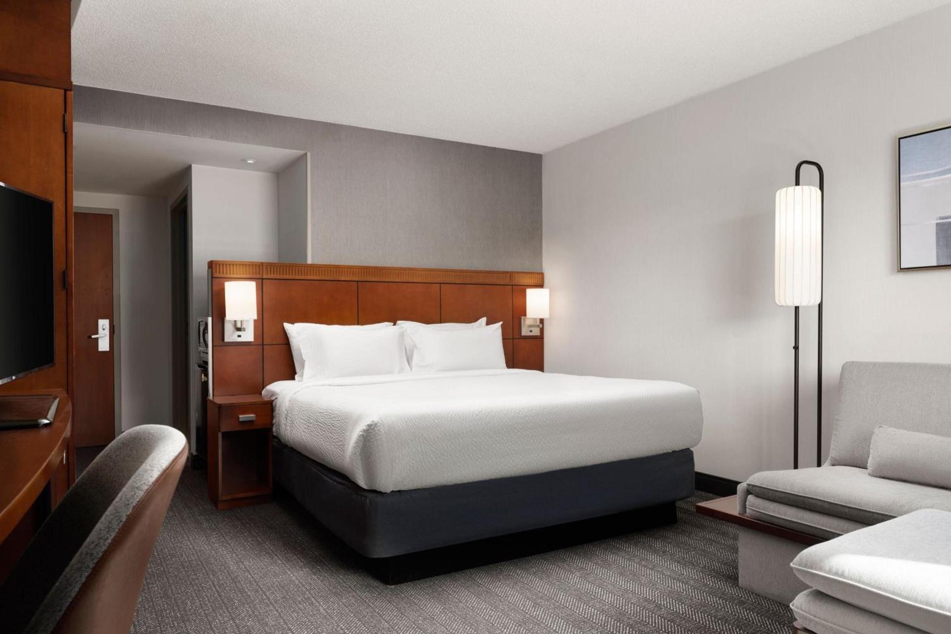 Courtyard by Marriott Washington Capitol Hill/Navy Yard photo 11