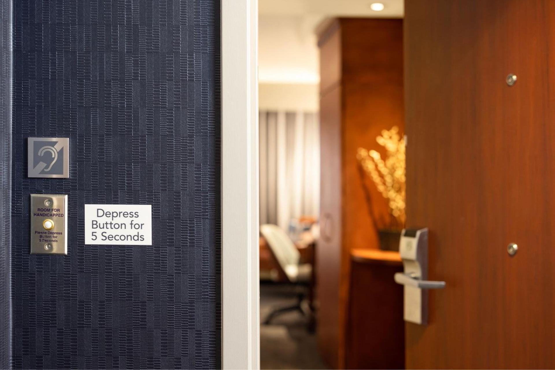 Courtyard by Marriott Washington Capitol Hill/Navy Yard photo 20