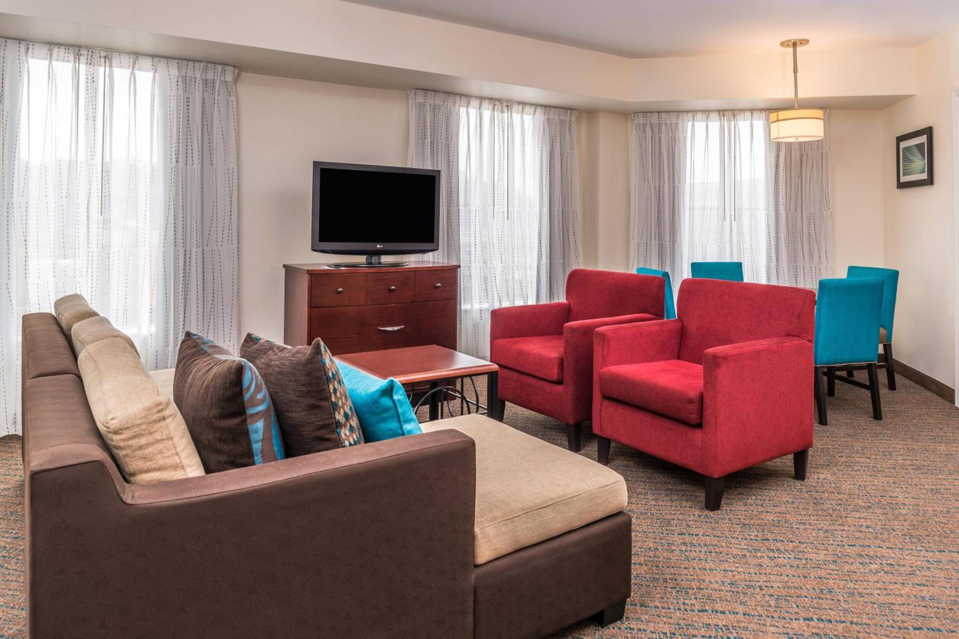Residence Inn Pittsburgh North Shore photo 17