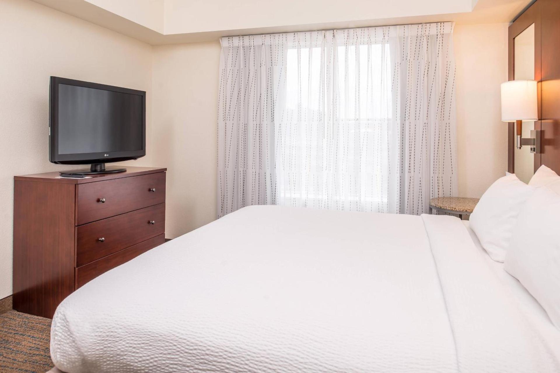 Residence Inn Pittsburgh North Shore photo 21