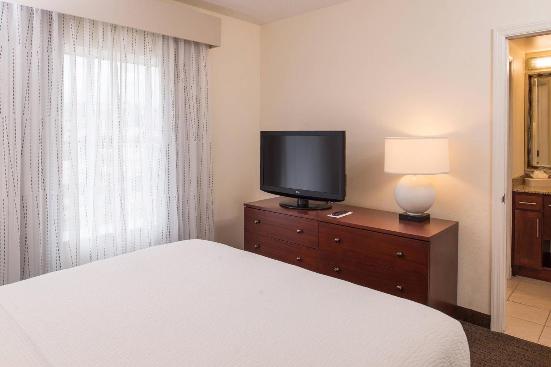 Residence Inn Pittsburgh North Shore photo 30