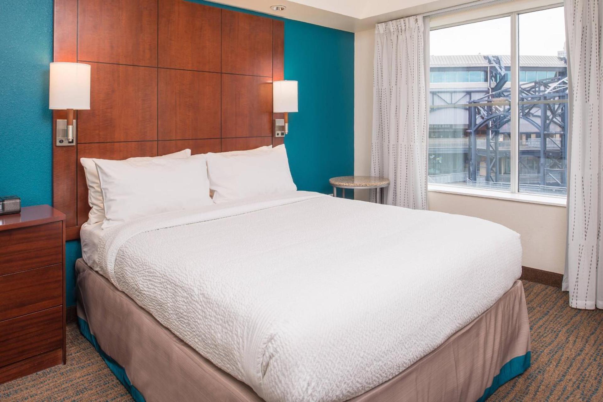 Residence Inn Pittsburgh North Shore photo 19