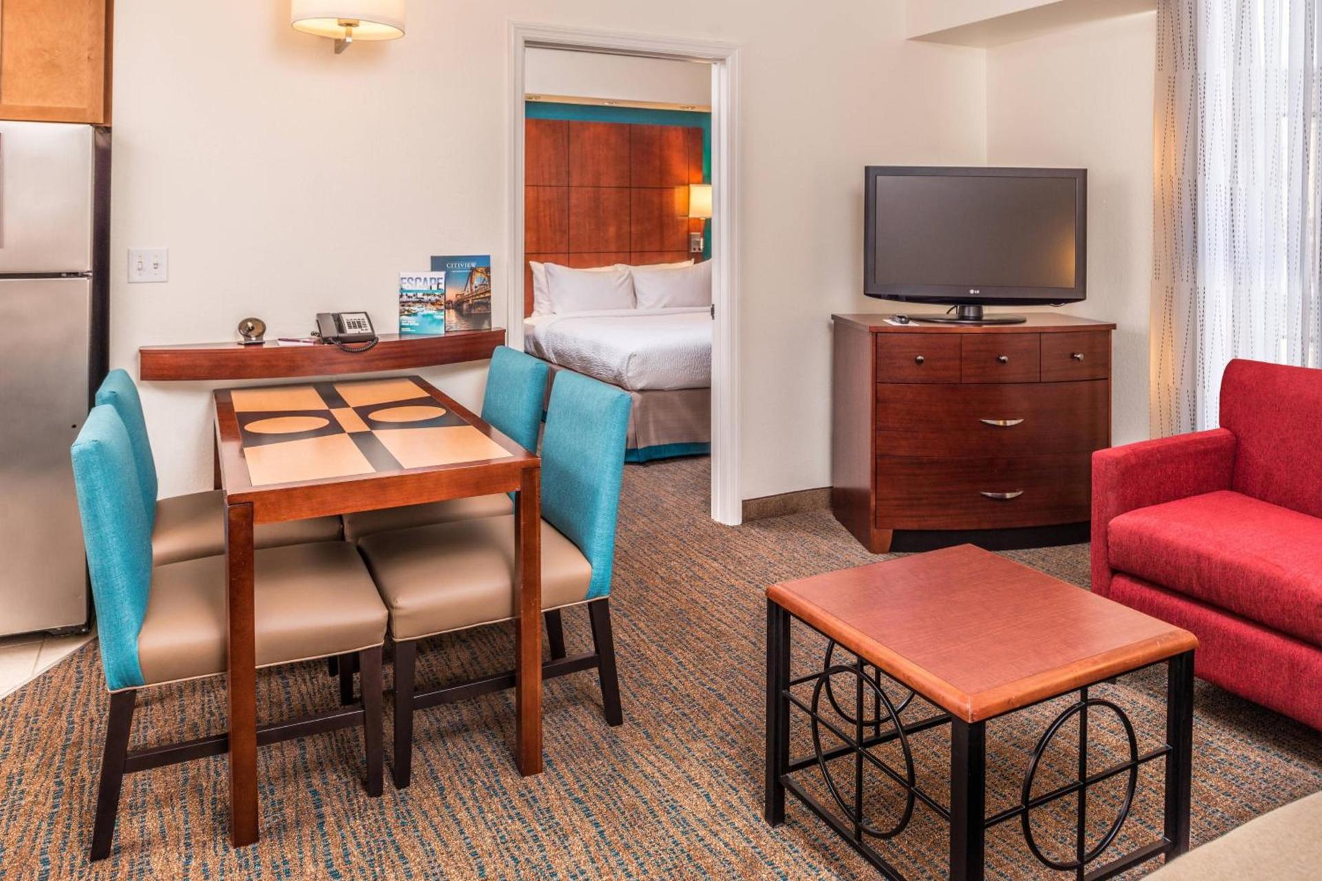 Residence Inn Pittsburgh North Shore photo 16