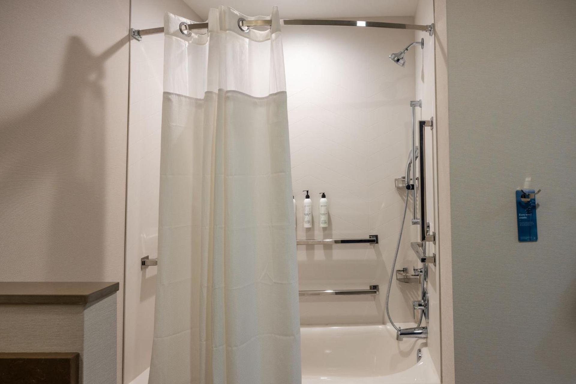 Fairfield by Marriott Inn & Suites Canton Riverstone Parkway photo 19