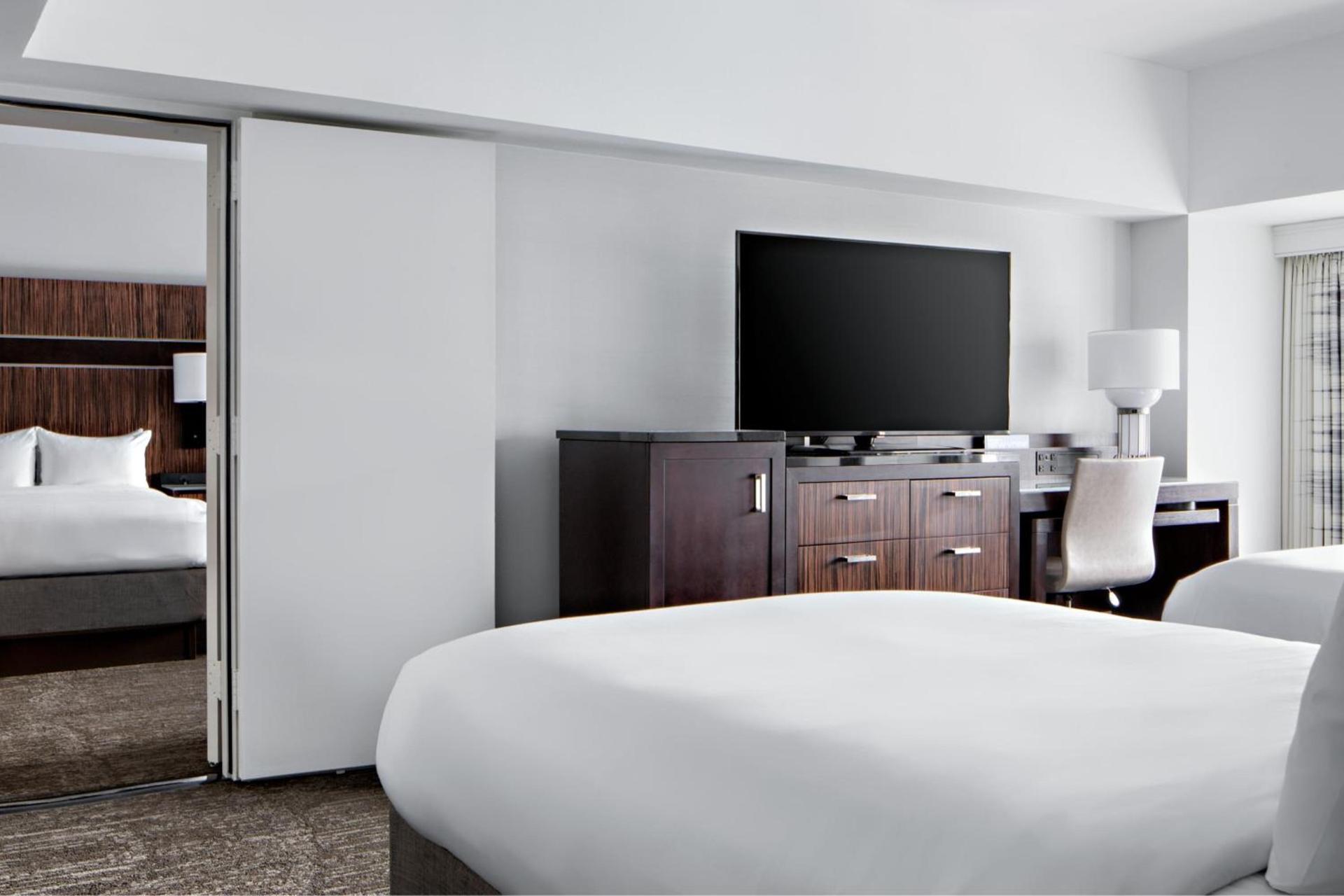 New York Marriott Marquis photo 18