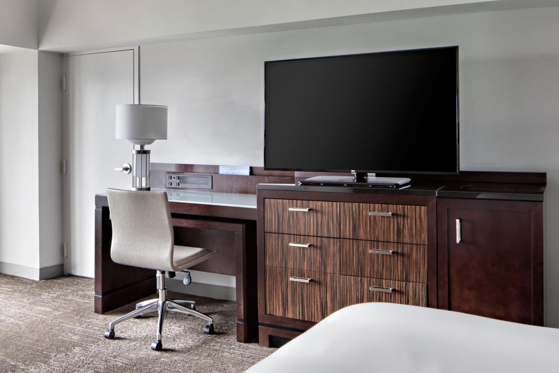New York Marriott Marquis photo 25