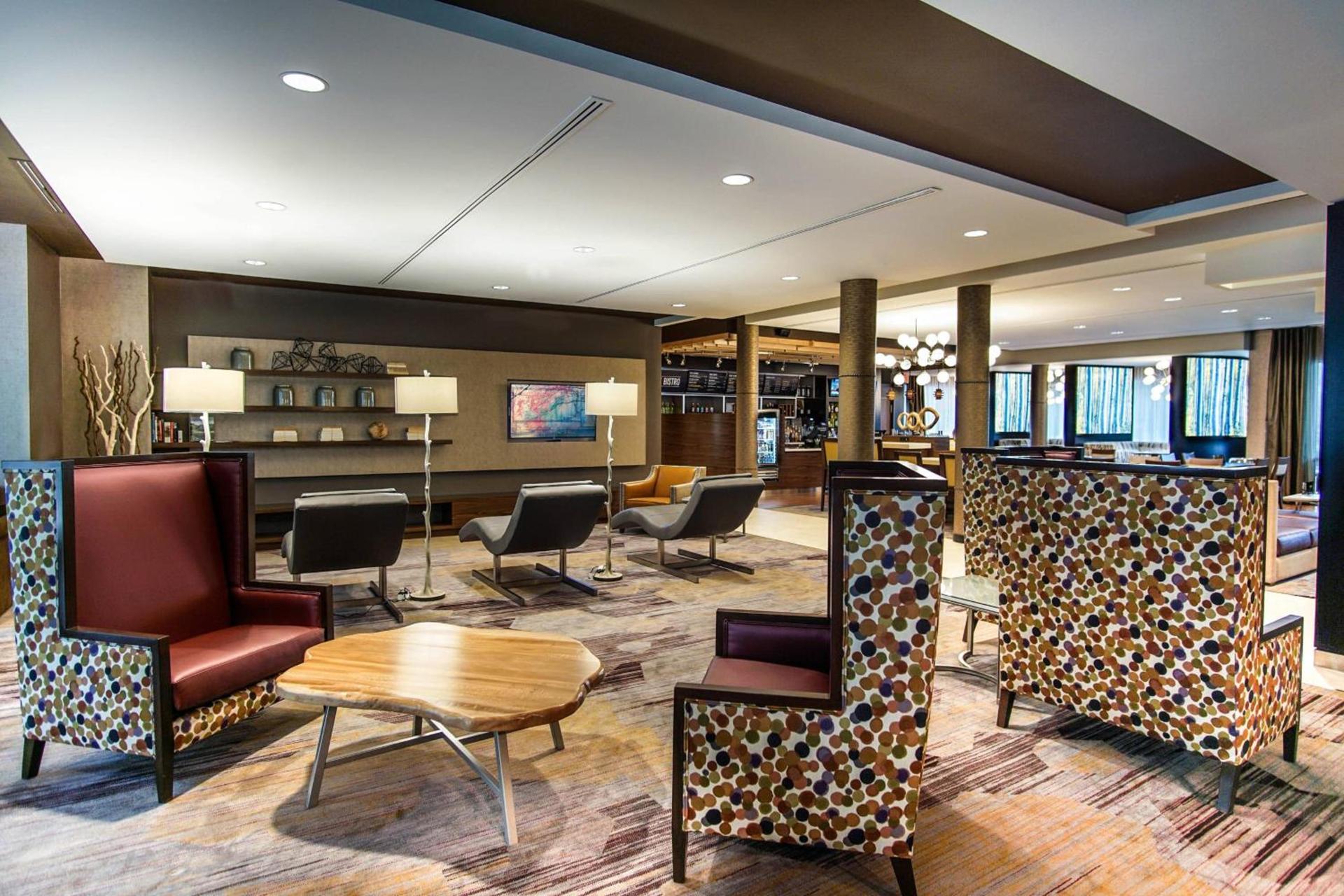 Courtyard by Marriott Lenox Berkshires photo 2