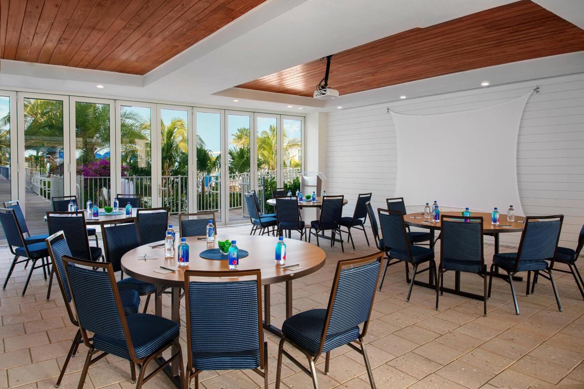 Courtyard by Marriott Faro Blanco Resort photo 87