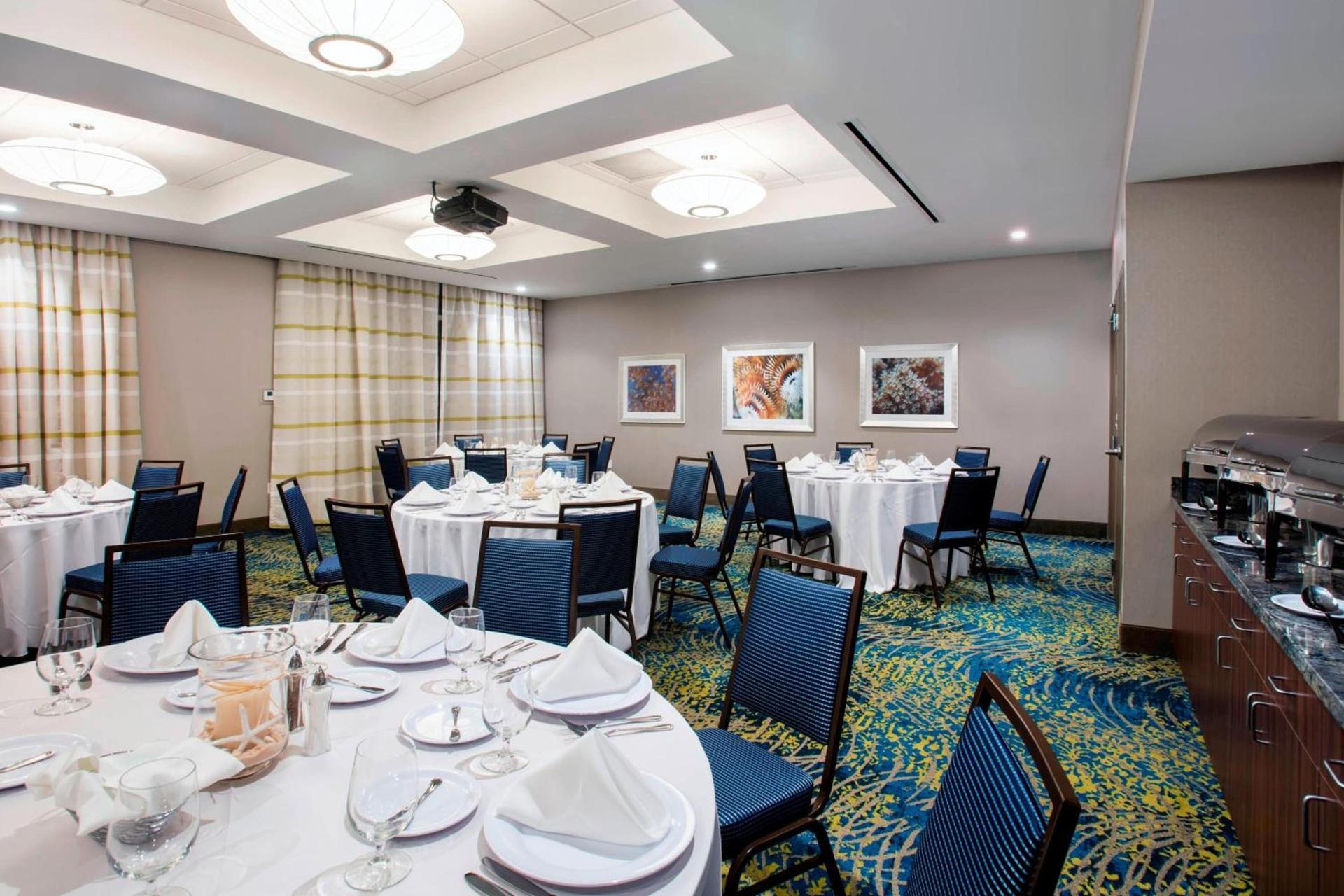 Courtyard by Marriott Faro Blanco Resort photo 90