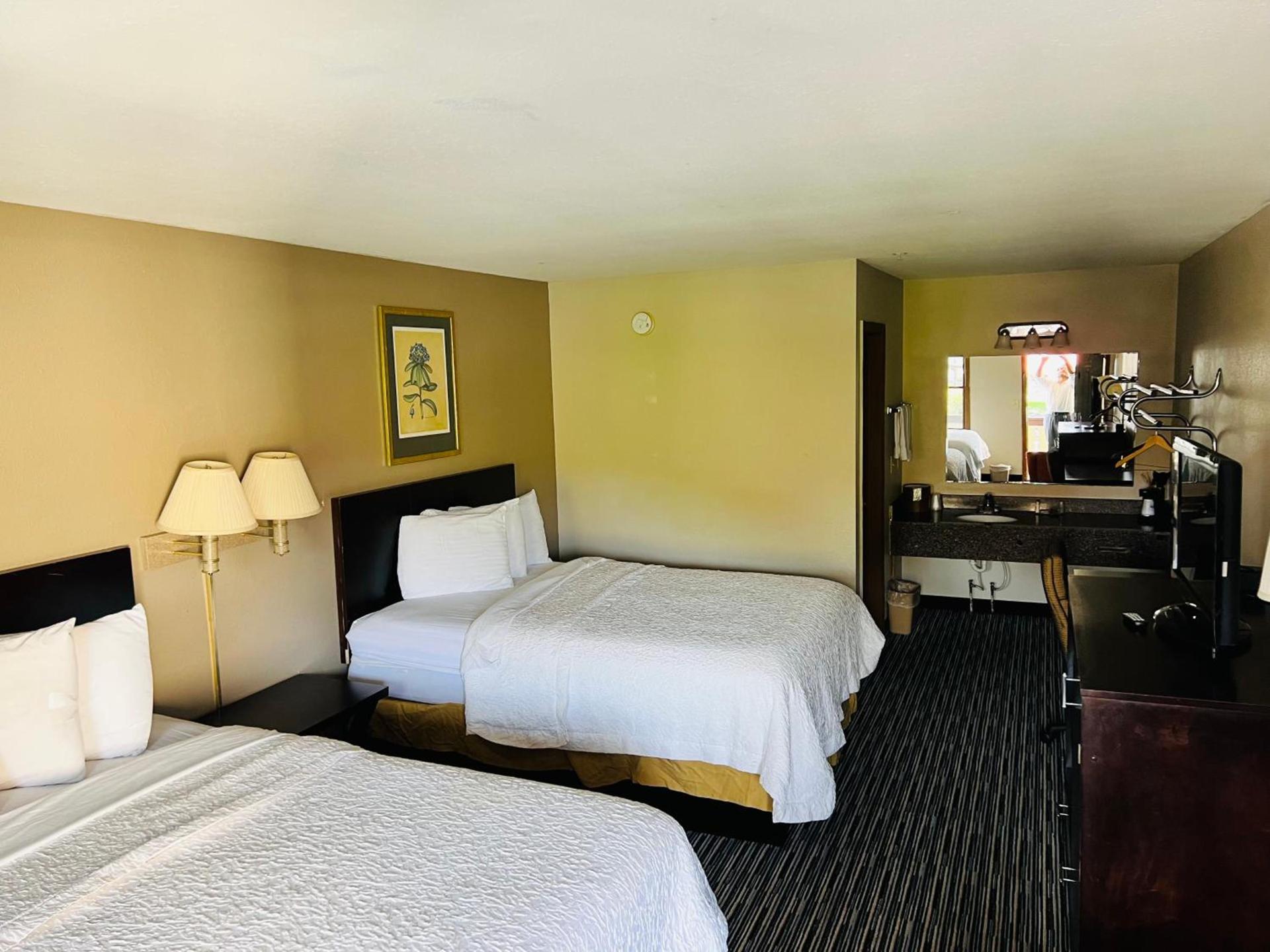 Alpine Valley Inn photo 16