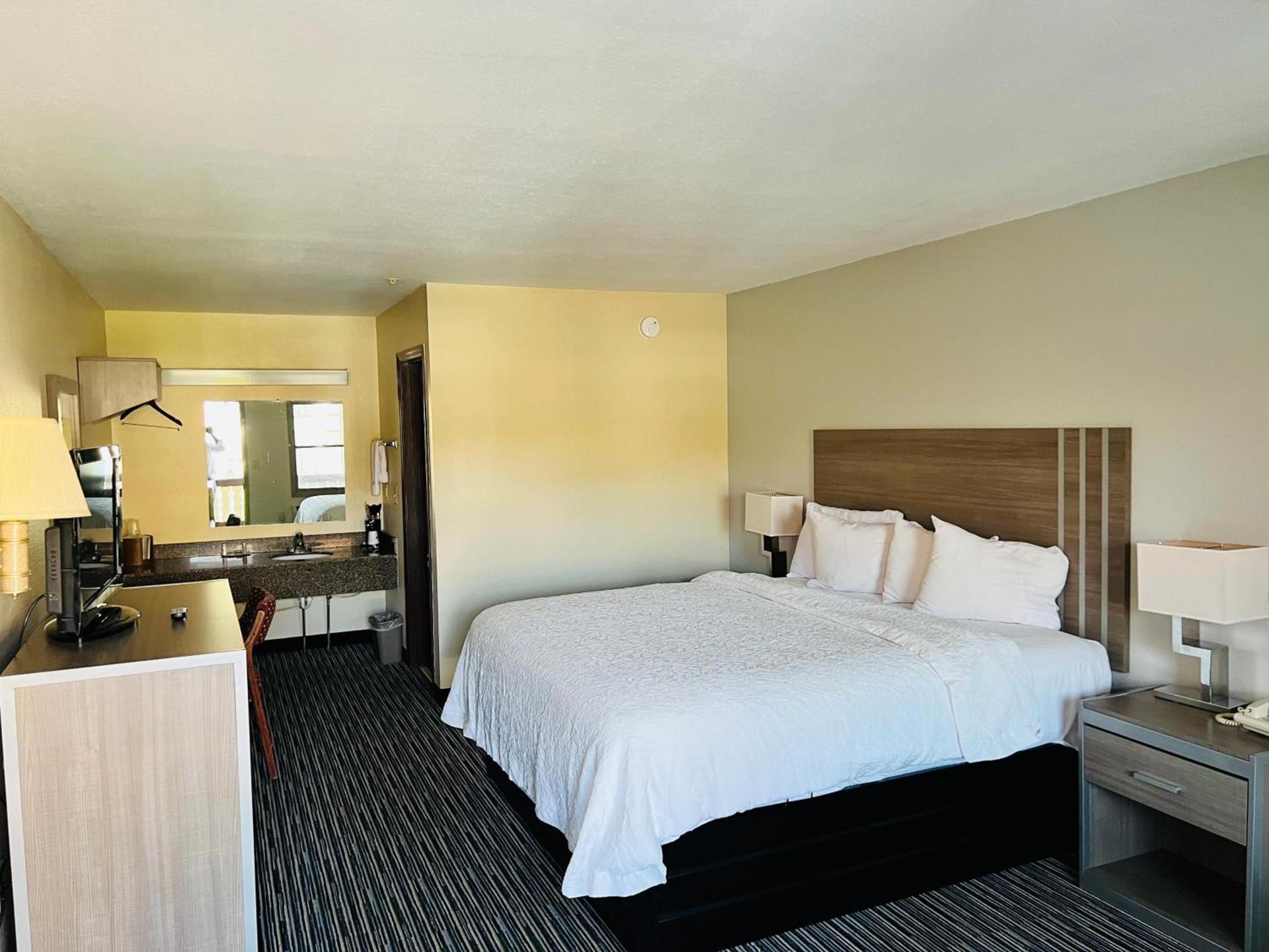 Alpine Valley Inn photo 8