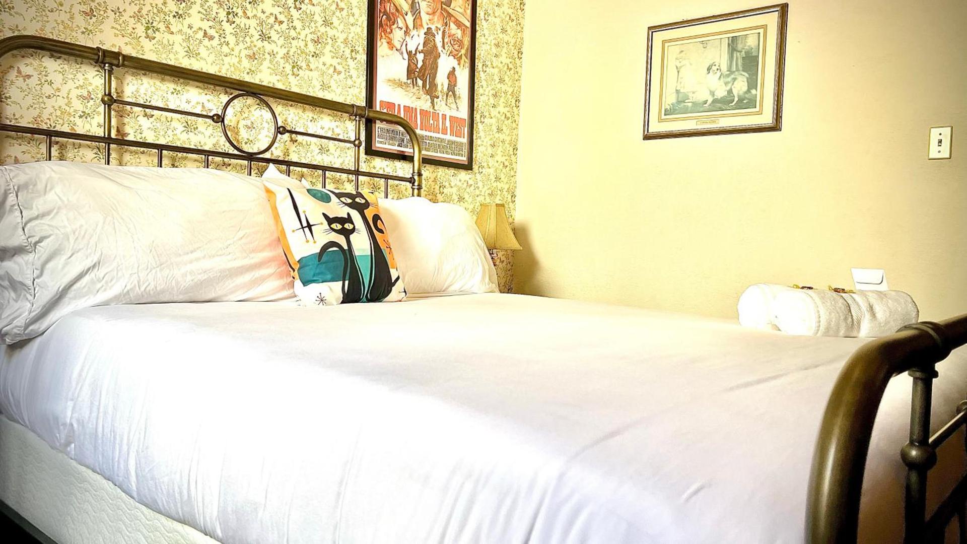 Hotel La More at The Bisbee Inn photo 55