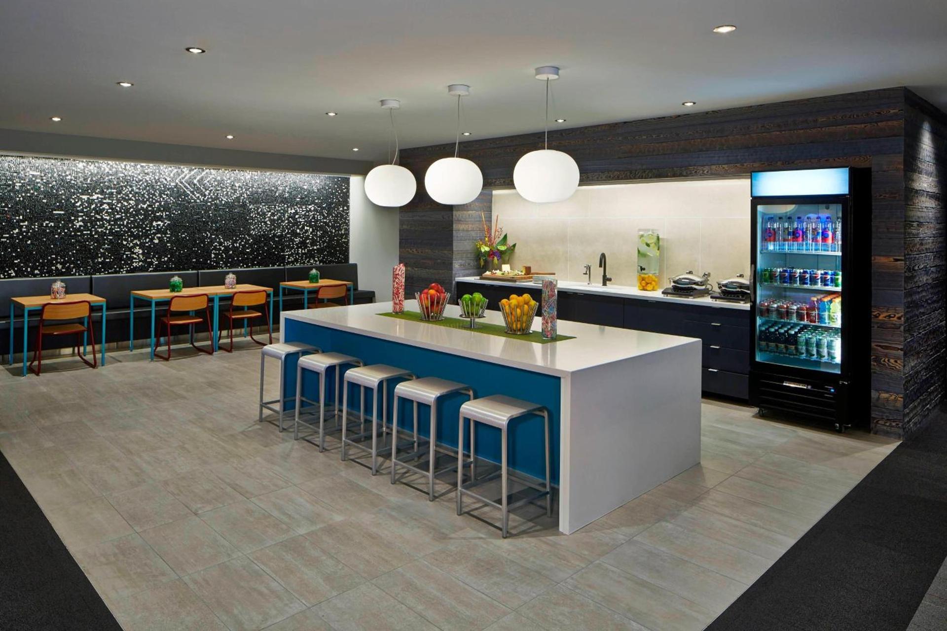 Aloft by Marriott Seattle Redmond photo 71