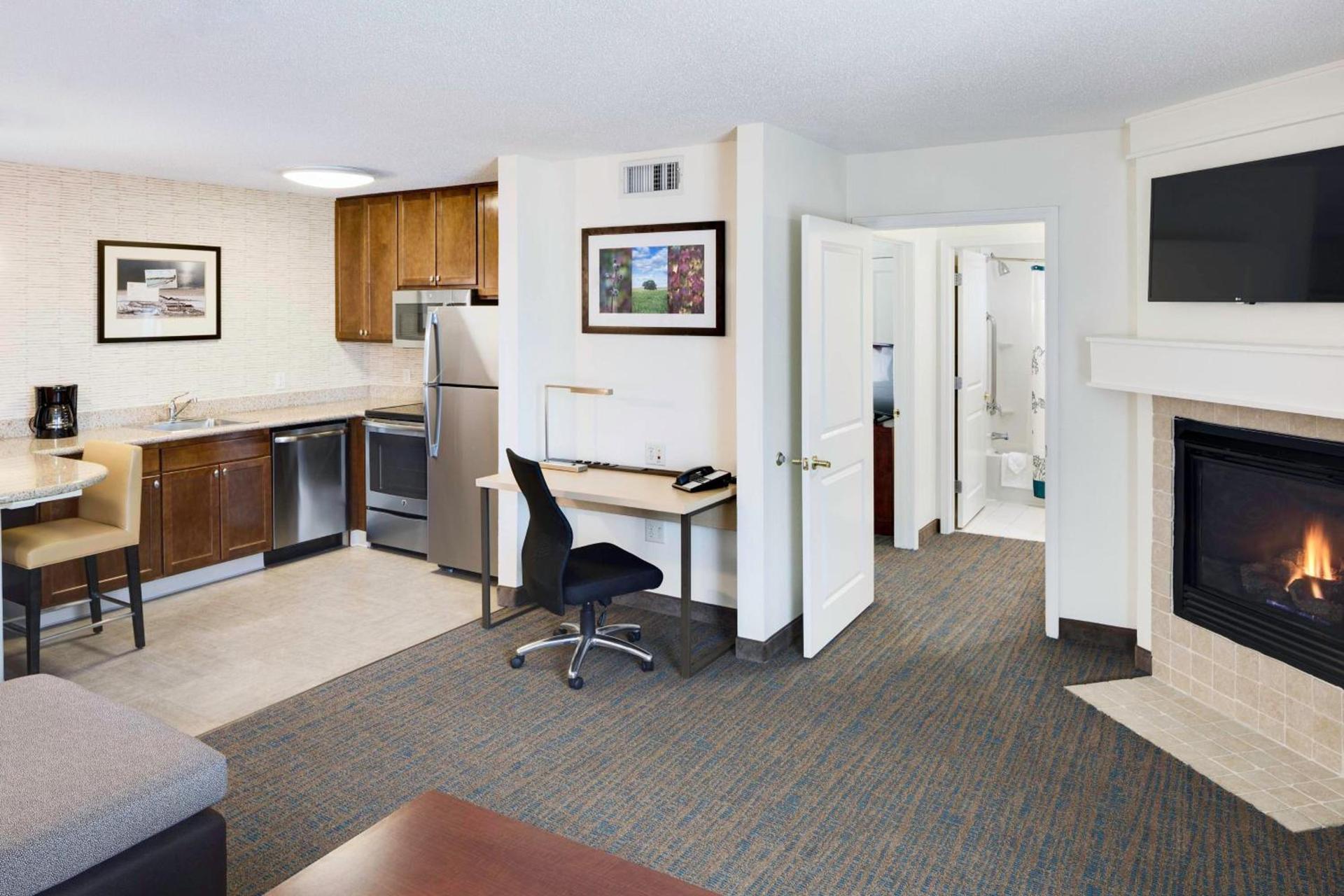 Residence Inn Milford photo 6