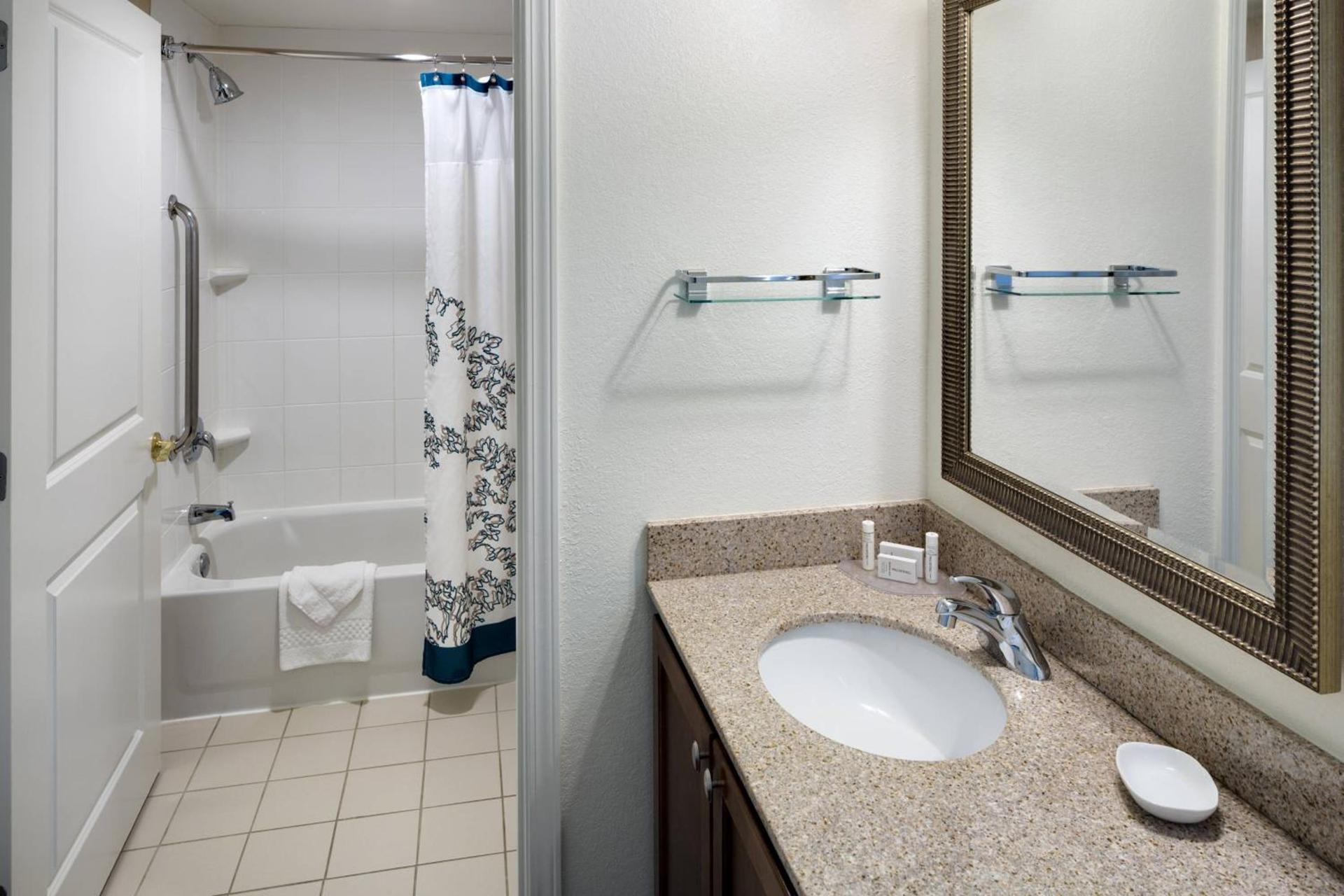 Residence Inn Milford photo 12