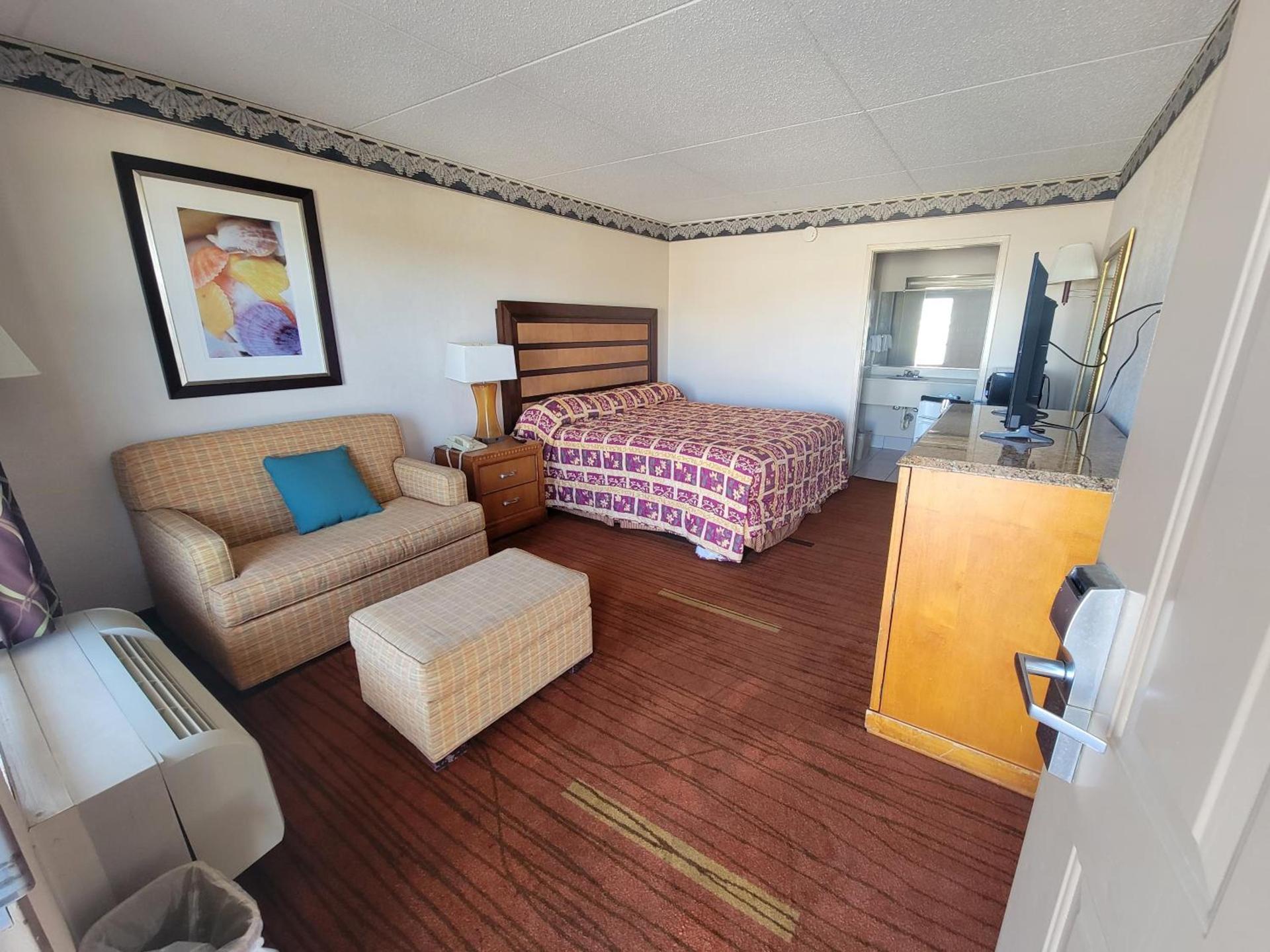 Studio 9 Inn & Suites photo 12
