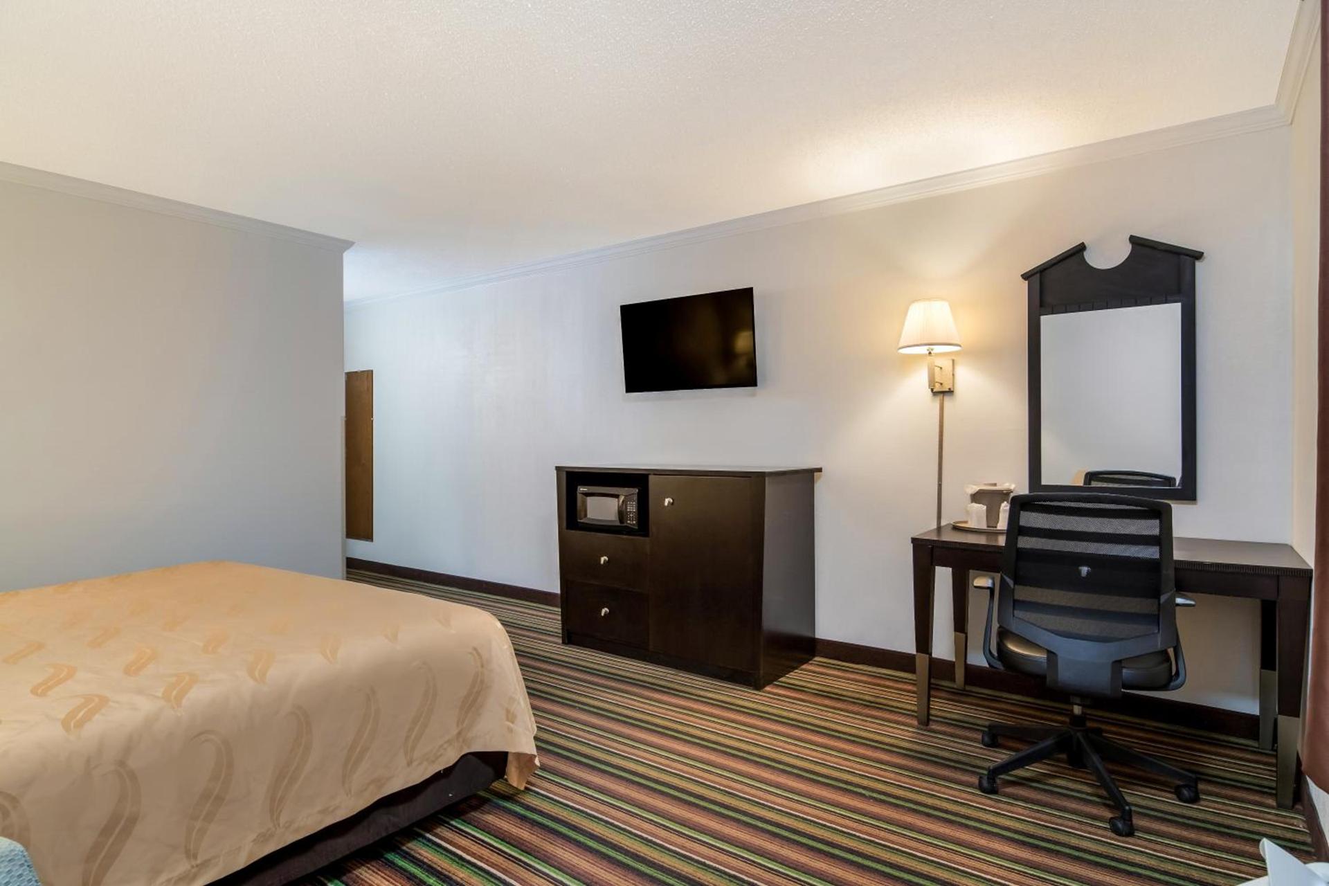 Quality Inn Marietta near Dobbins ARB photo 54