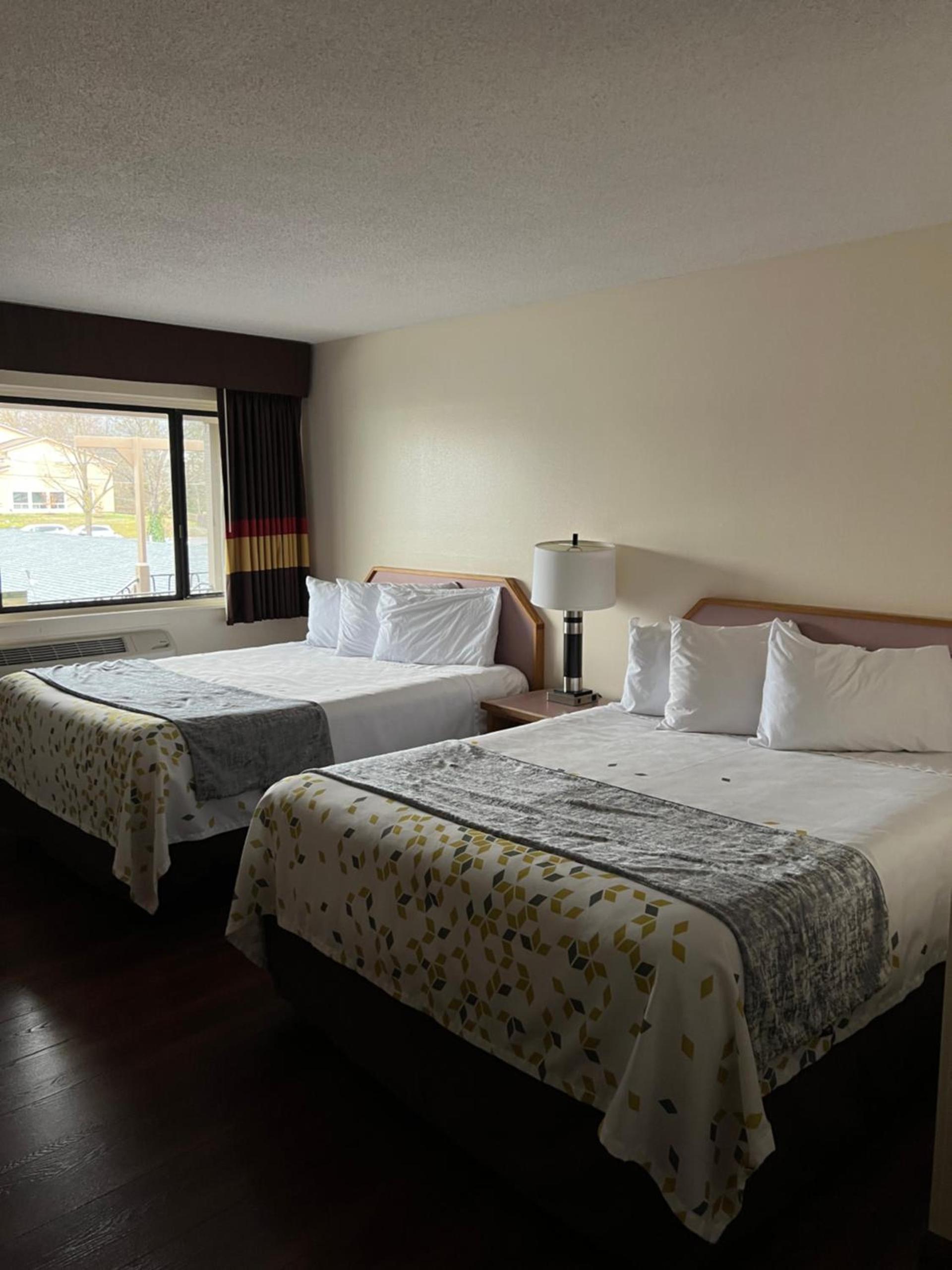 Ashland Street Inn photo 11