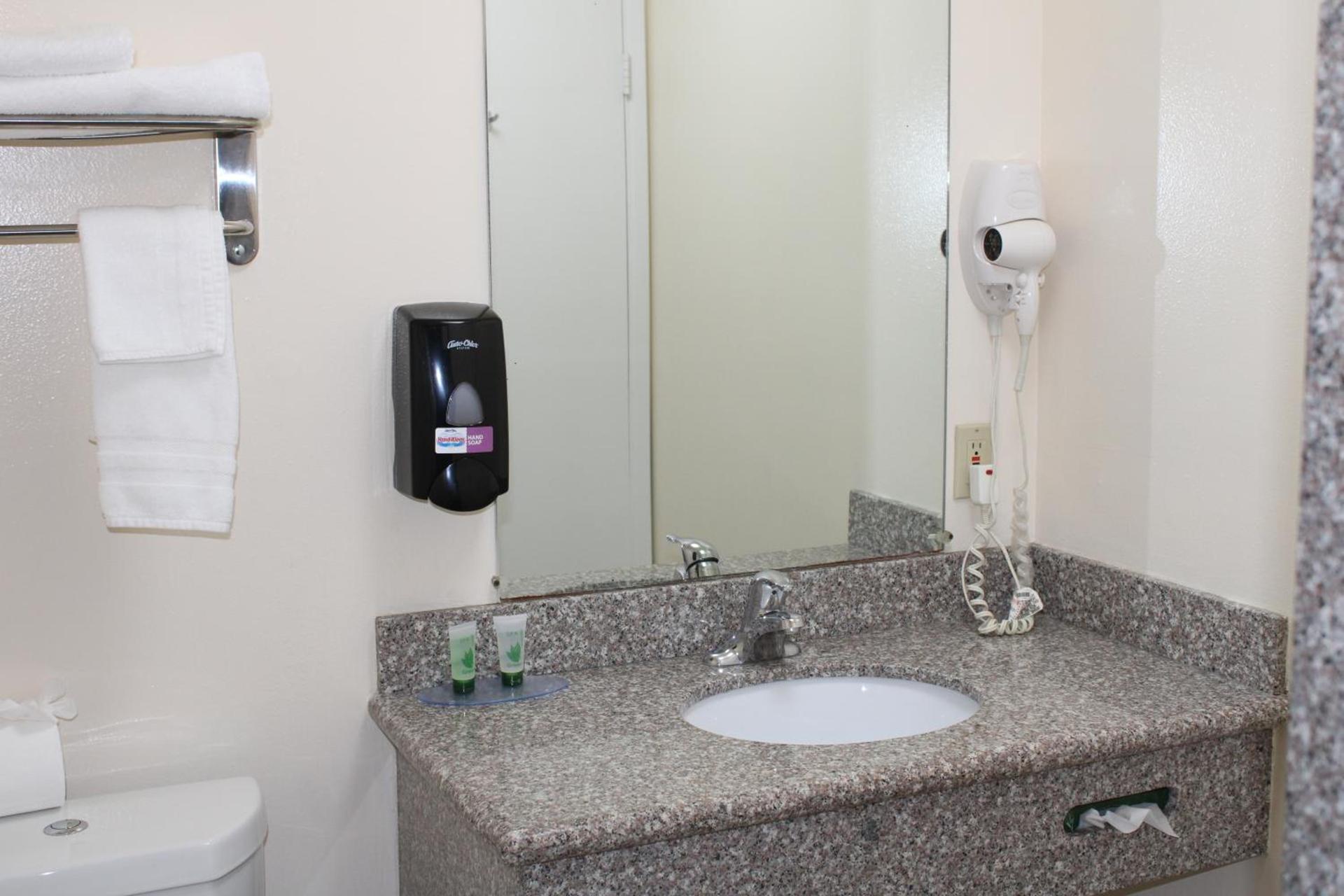 Ashland Street Inn photo 15
