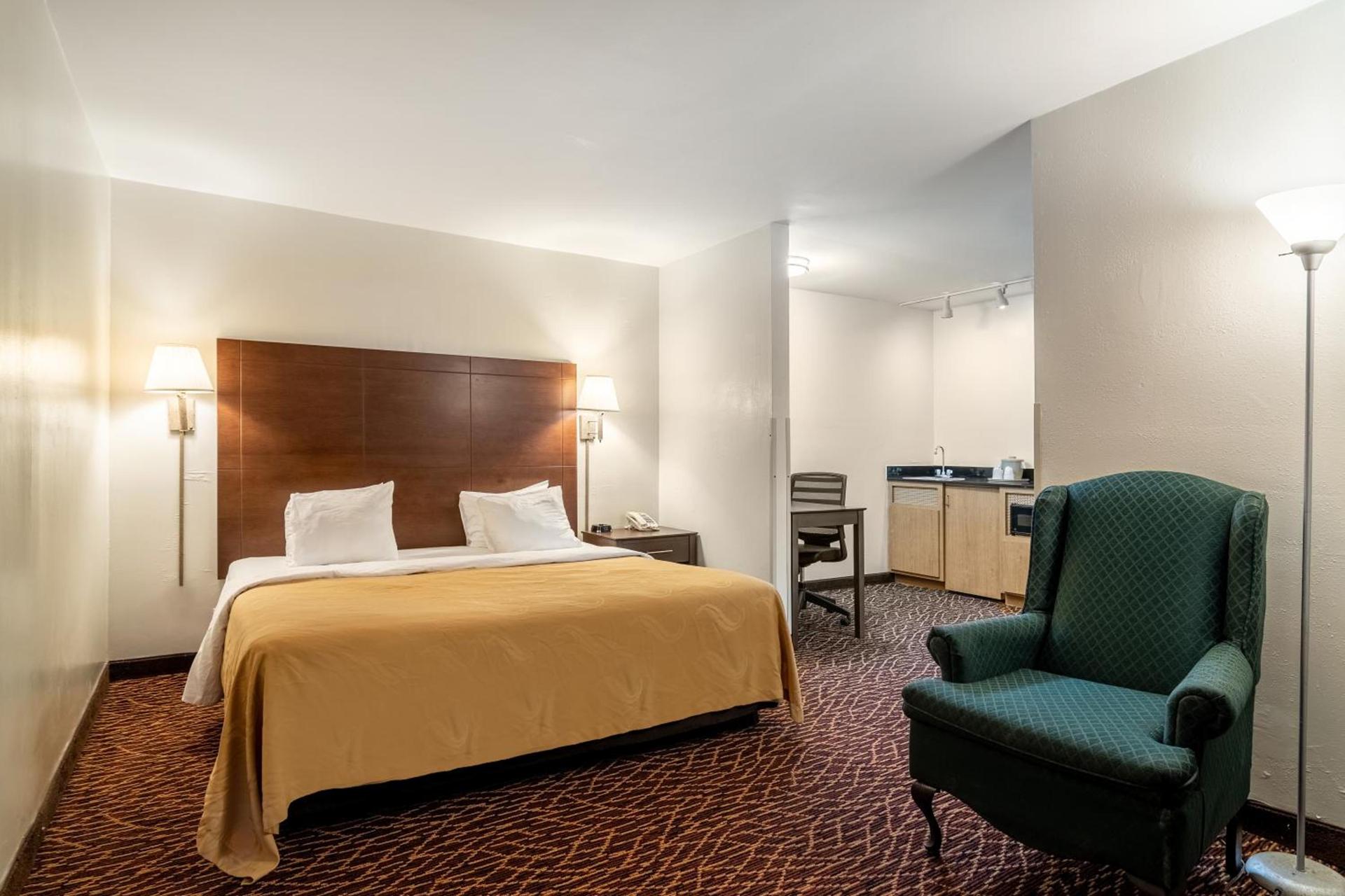 Quality Inn Marietta near Dobbins ARB photo 36