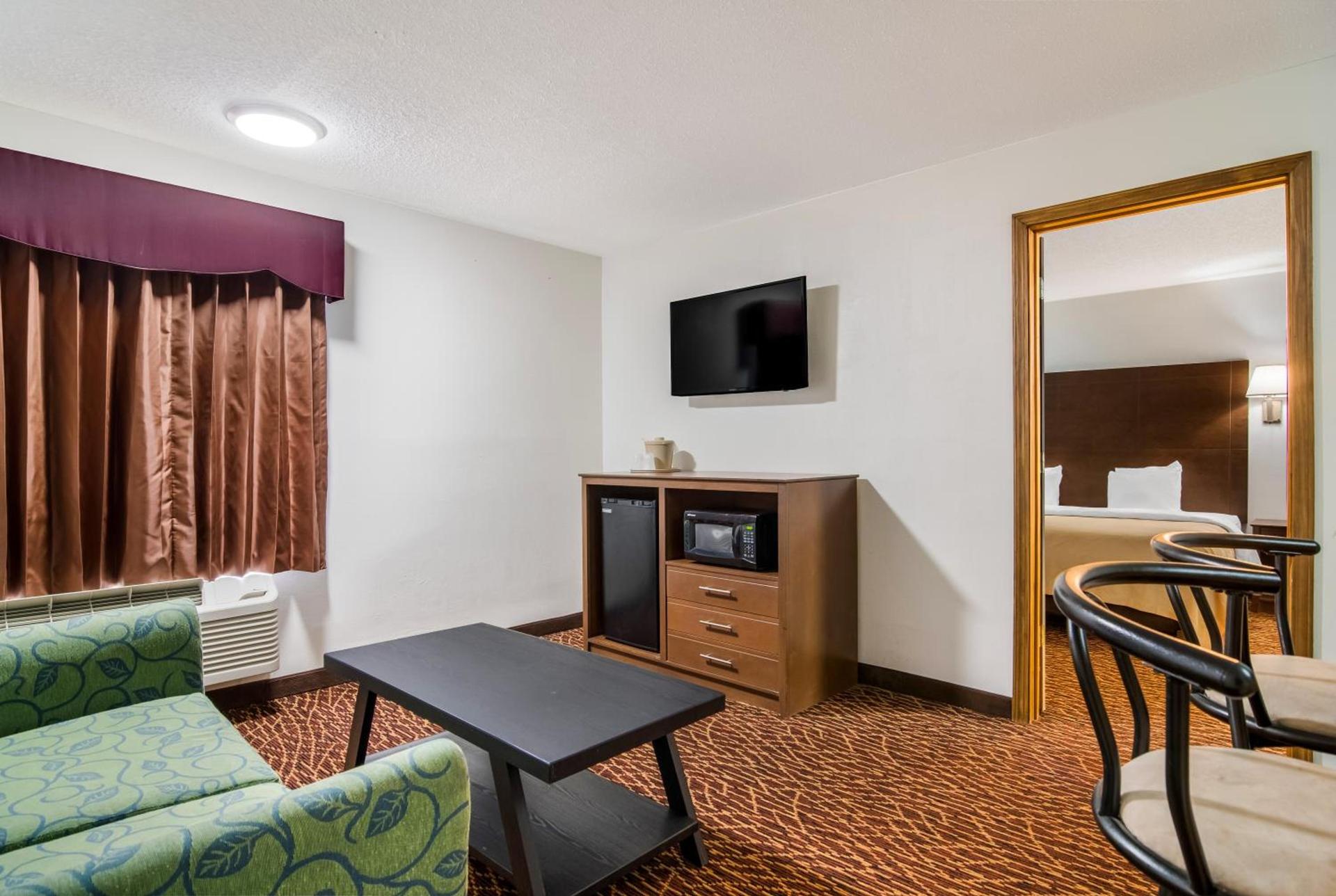Quality Inn Marietta near Dobbins ARB photo 65
