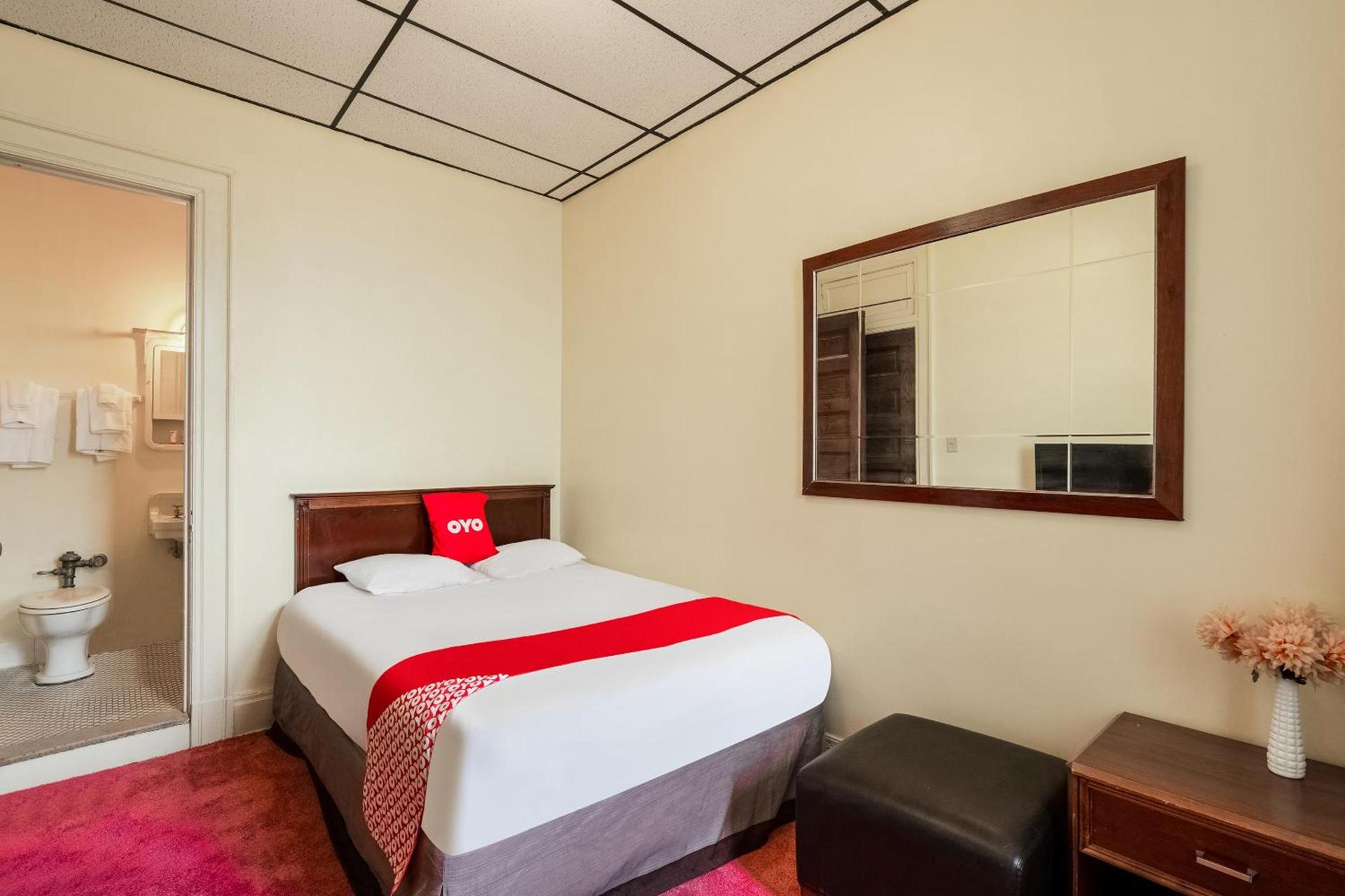 OYO Hotel Bradford photo 39