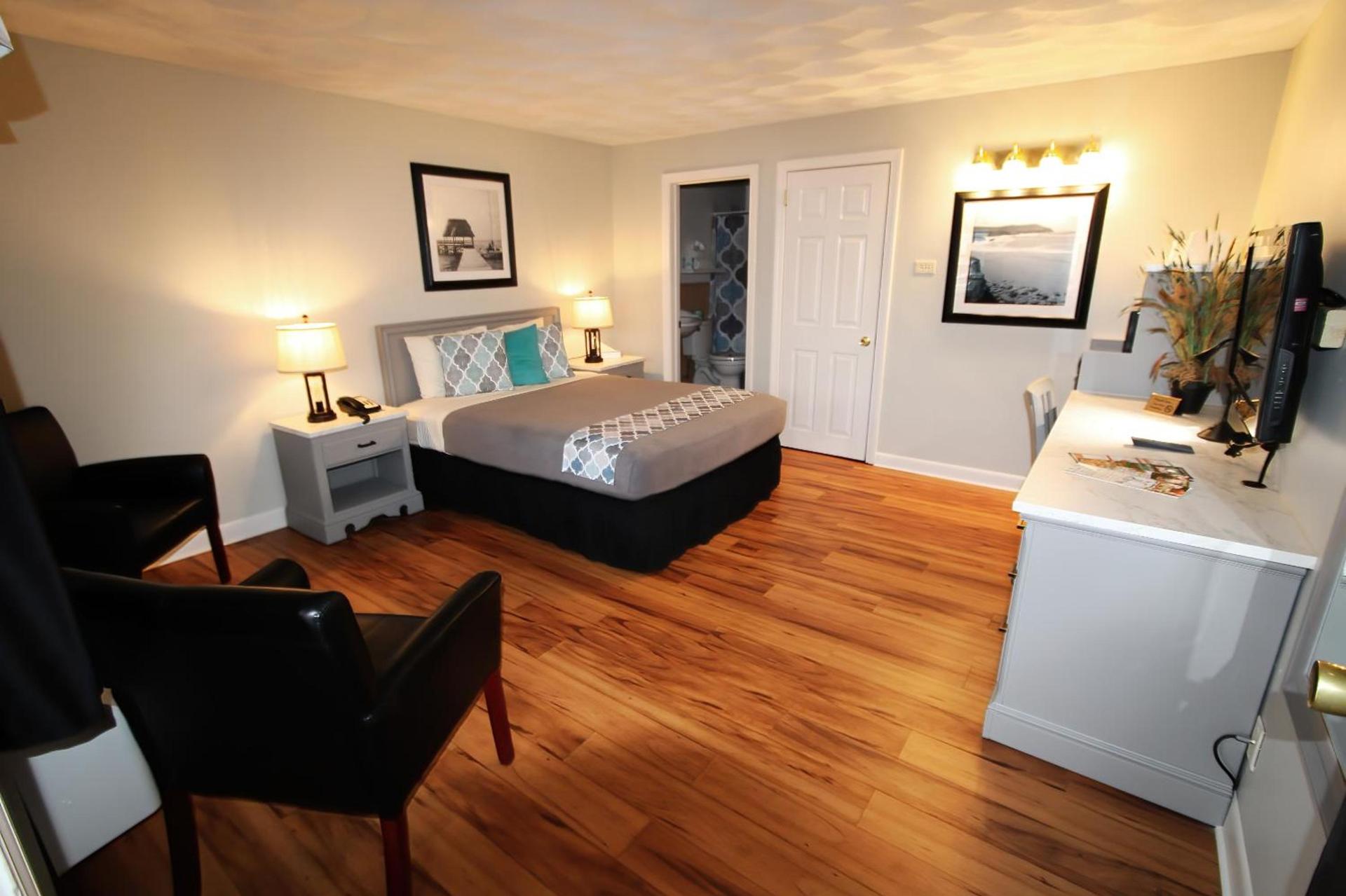 Colonial Inn Seekonk photo 51