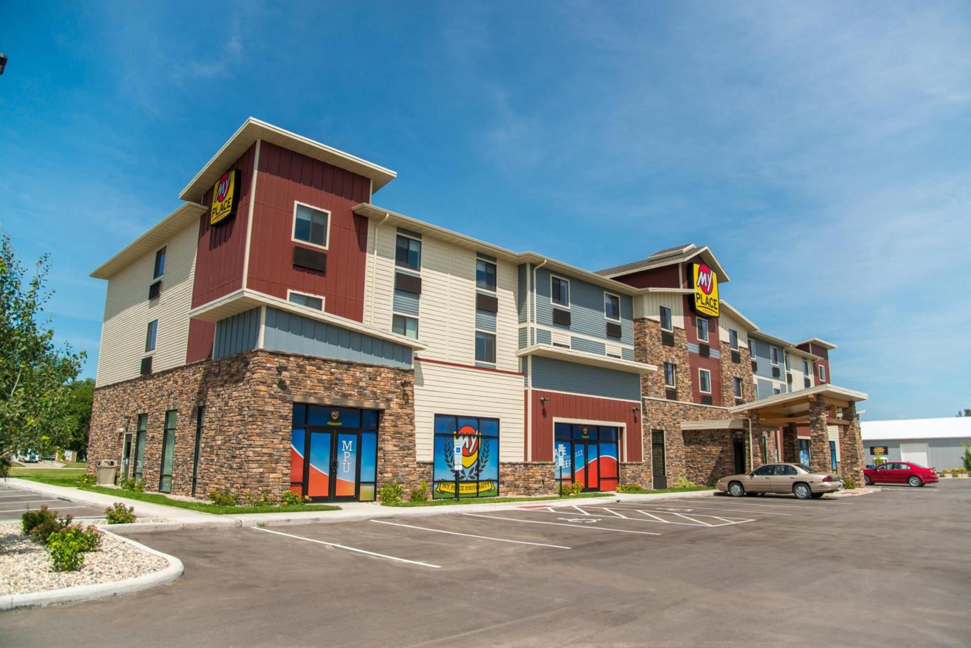 My Place Hotel-Aberdeen, SD photo 3