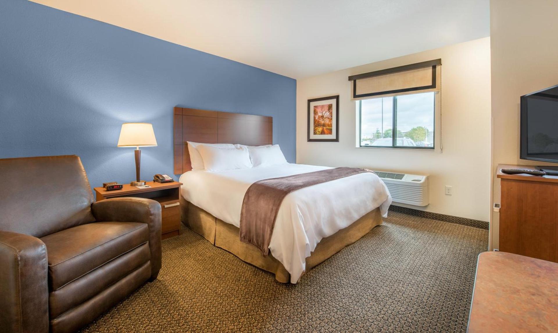 My Place Hotel-Aberdeen, SD photo 22