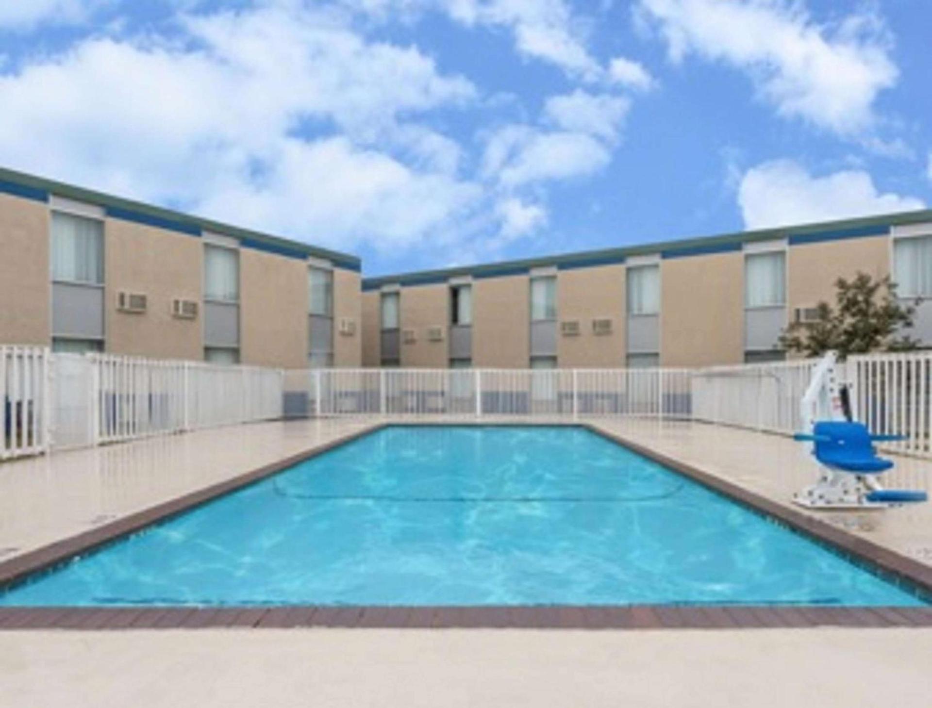 SureStay Hotel by Best Western Duncan photo 15