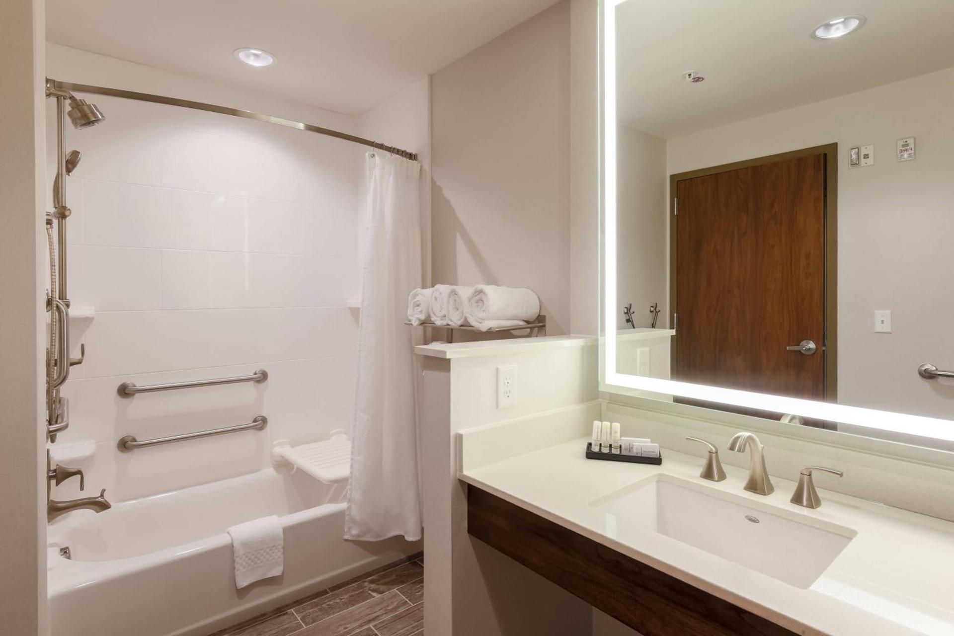 Fairfield Inn & Suites by Marriott Cheyenne Southwest/Downtown Area photo 8