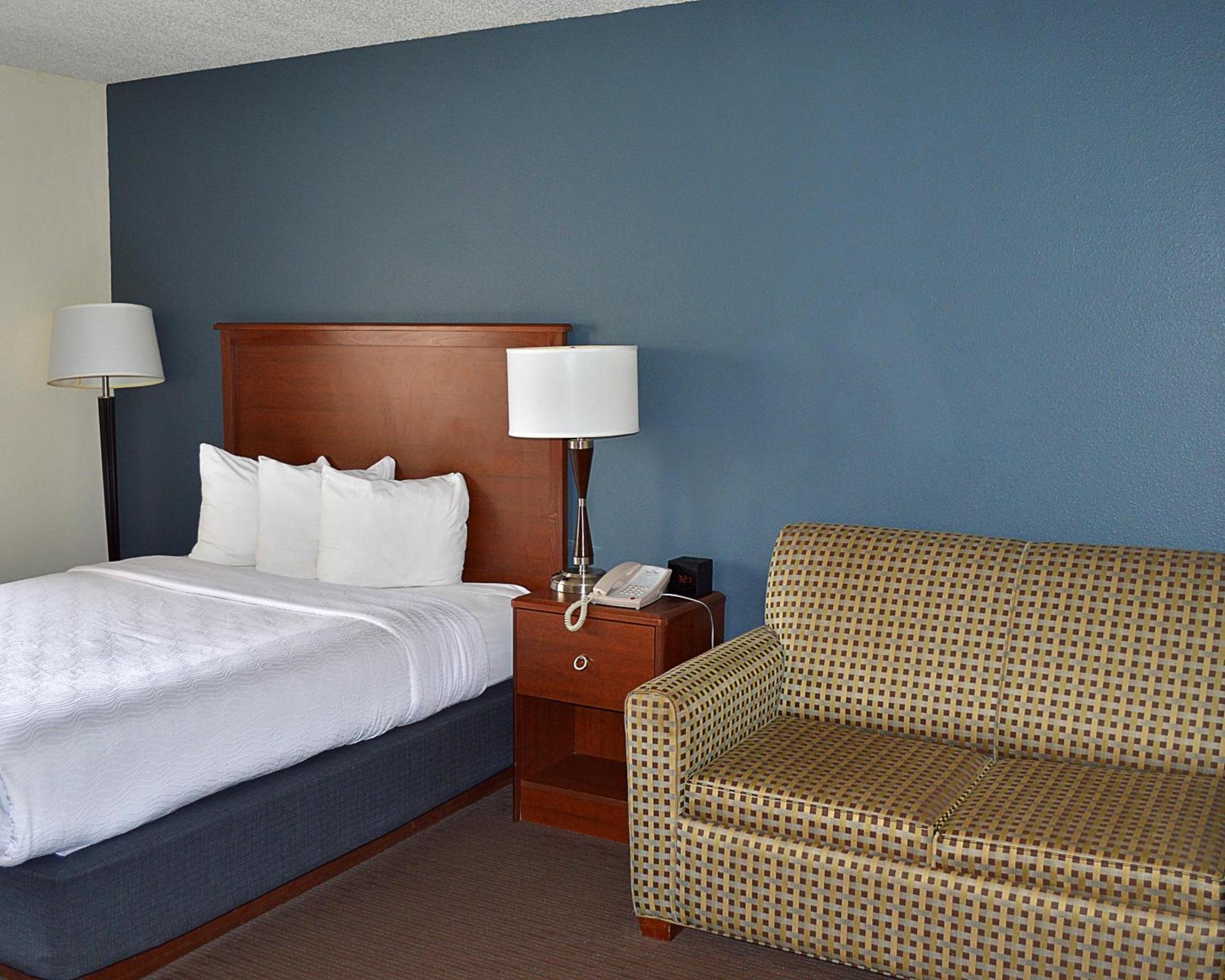 AmericInn by Wyndham Spencer photo 3