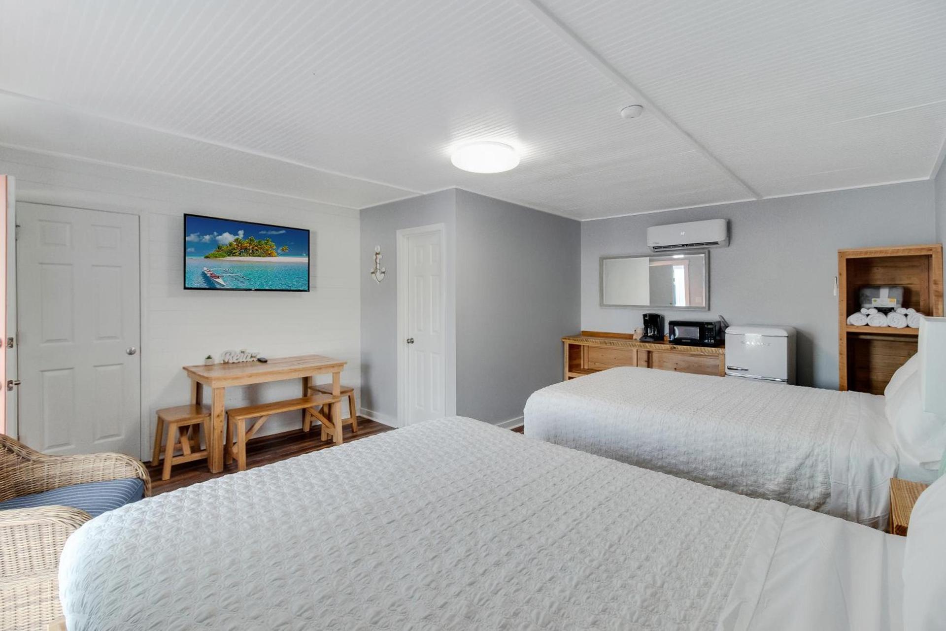 Anchor Inn Motel photo 13