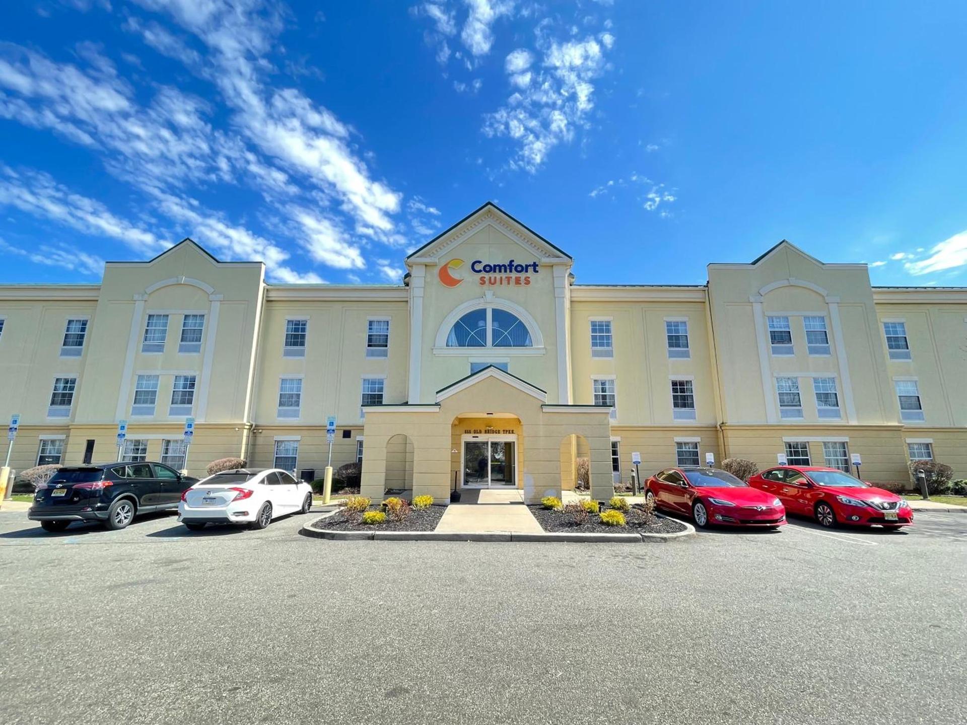Comfort Suites East Brunswick - South River photo 47